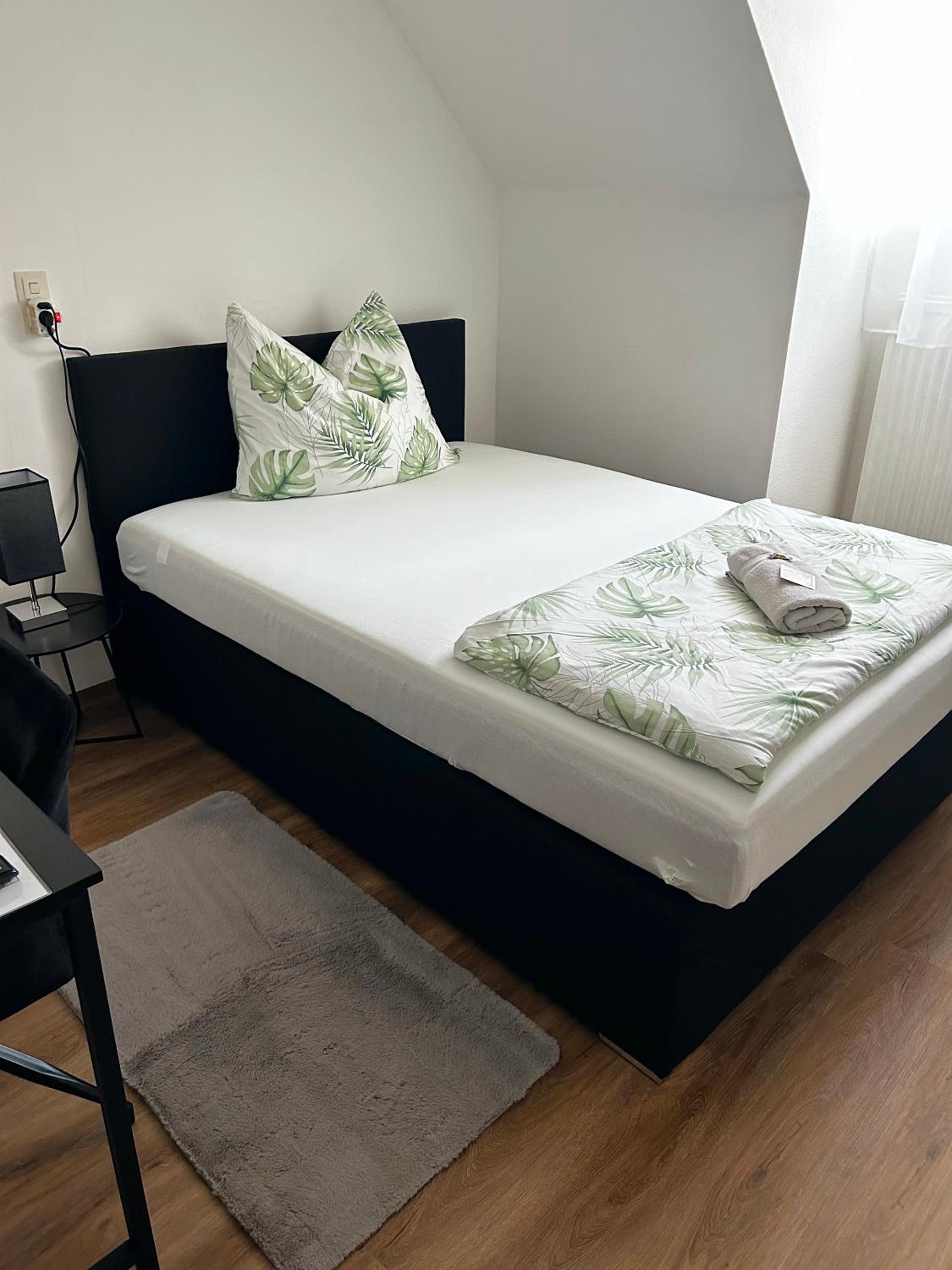 Large Double Room photo 3