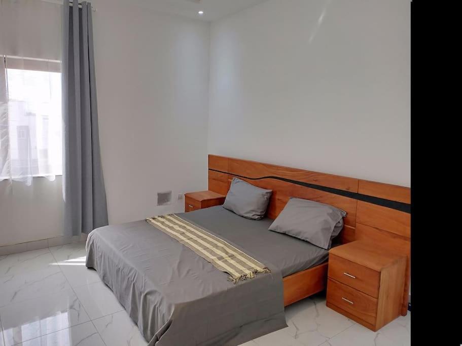 Three-Bedroom Apartment photo 2