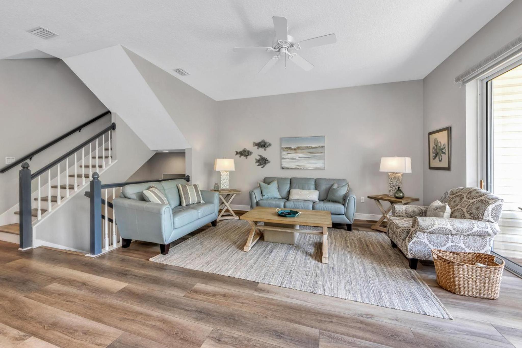 Three-Bedroom House photo 2