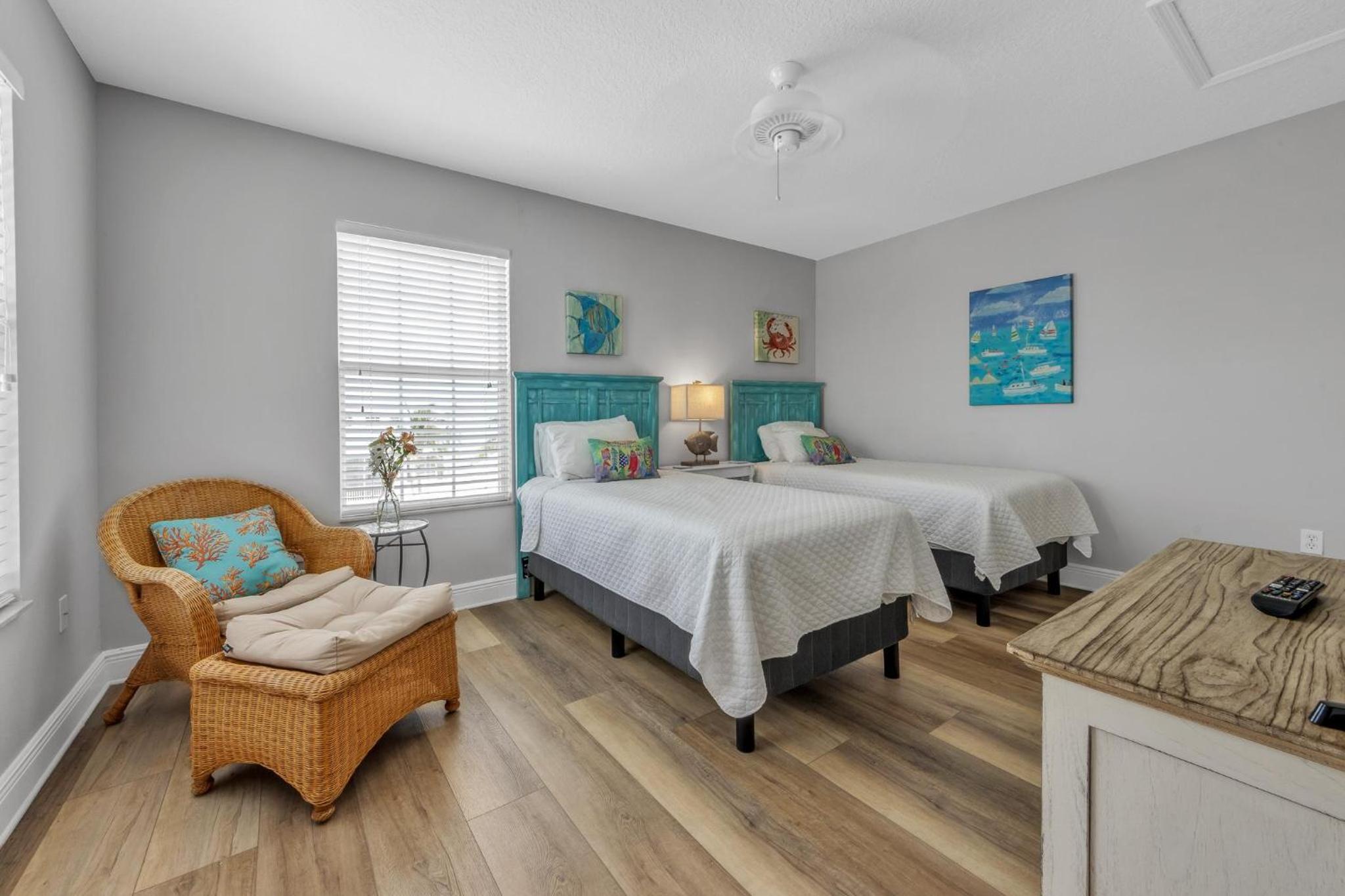 Three-Bedroom House photo 1