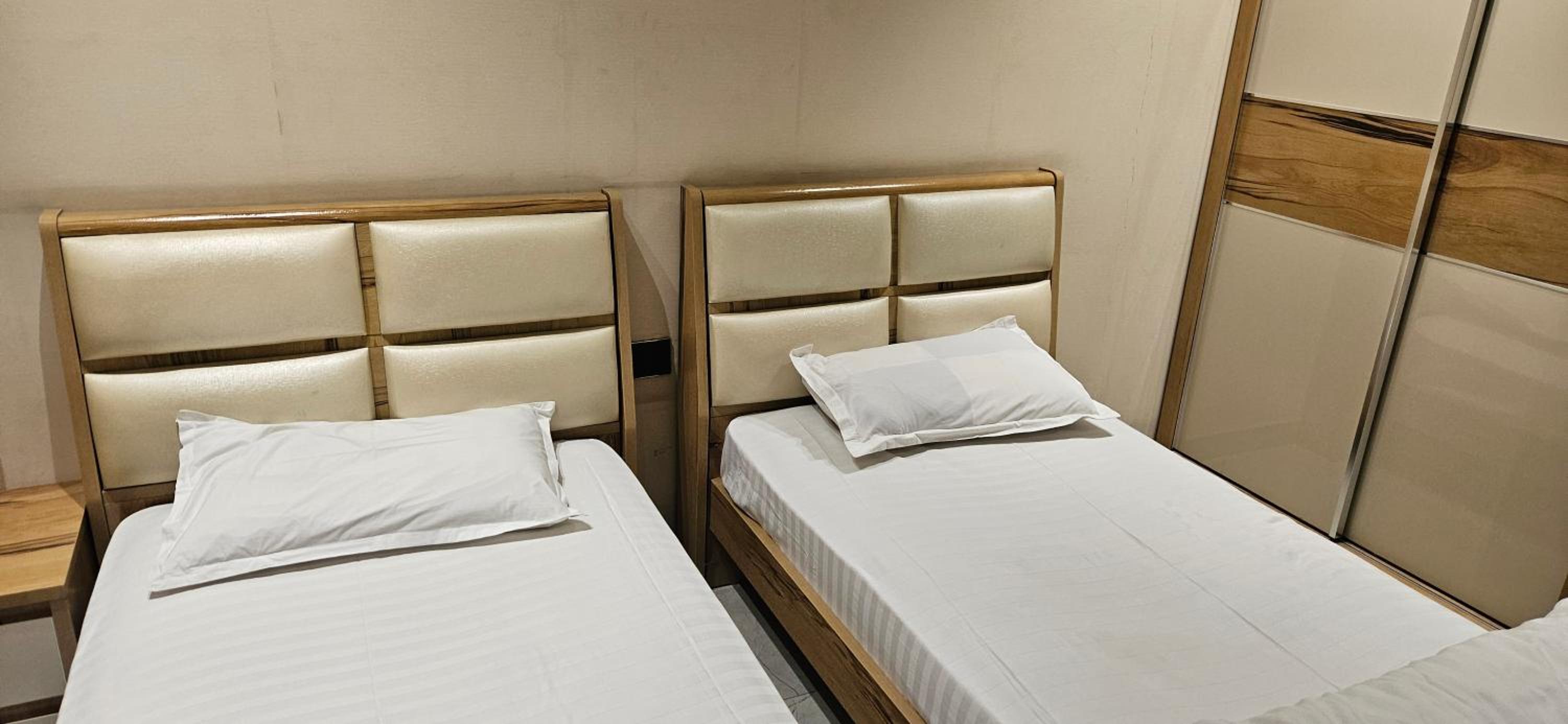 Budget Twin Room photo 2