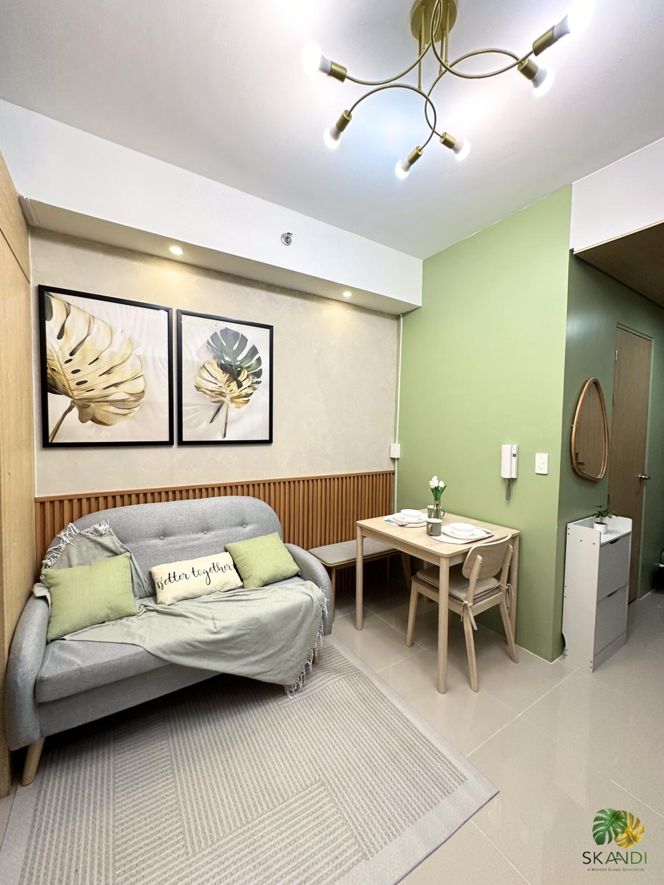 Deluxe One-Bedroom Apartment With City View