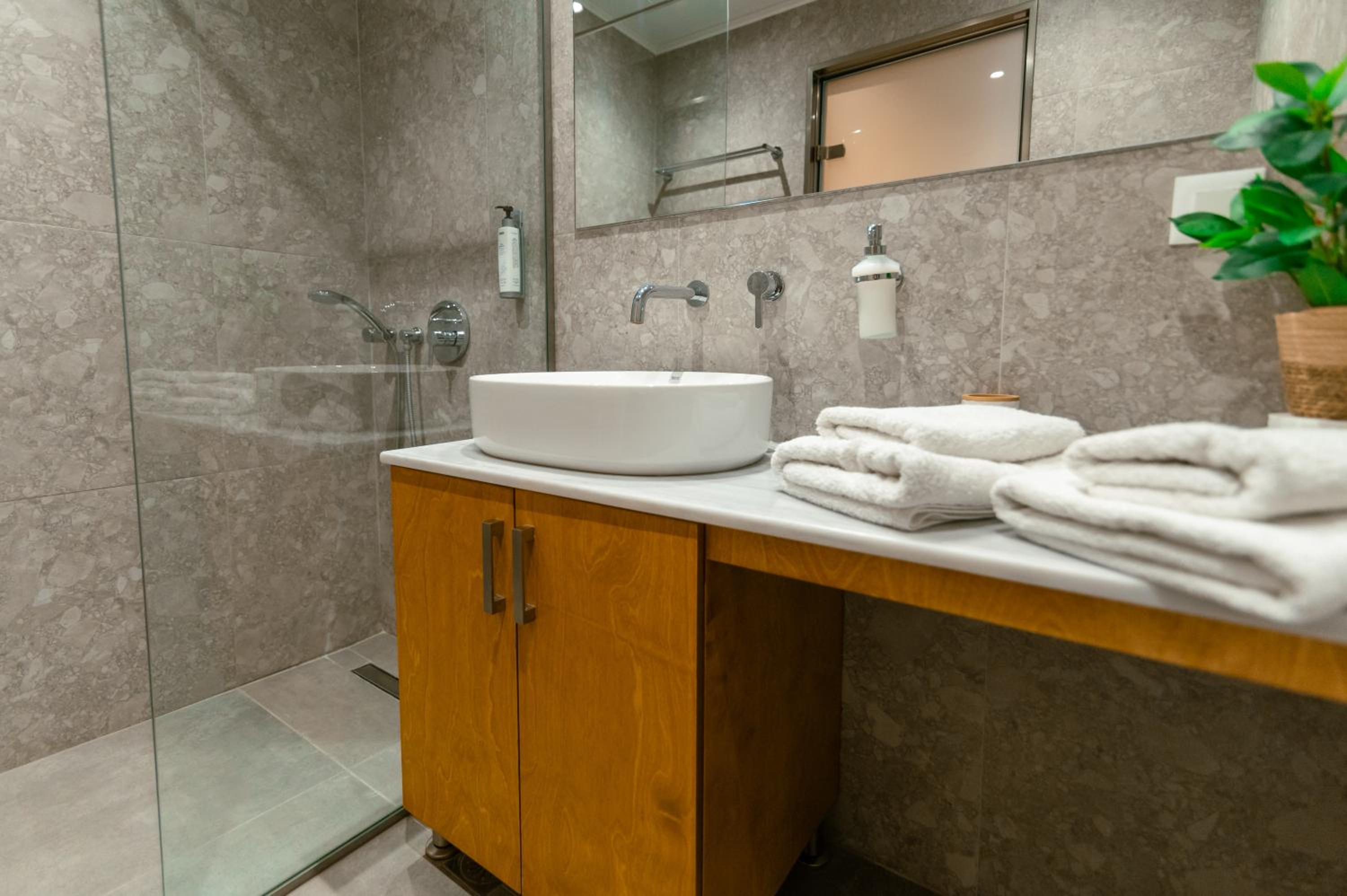 Deluxe Triple Room with Sea View photo 2