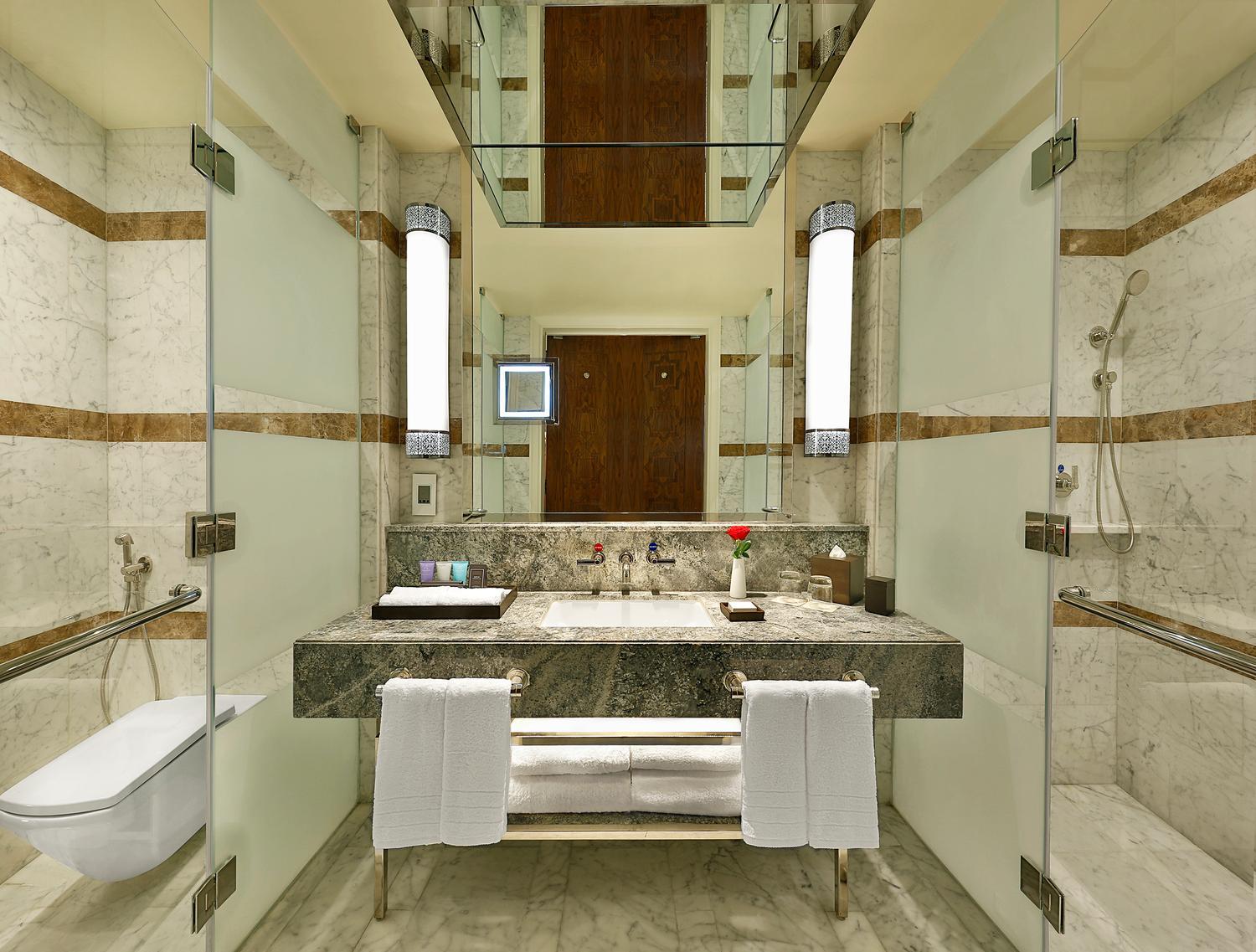 Two-Bedroom Family Suite thumbnail 5