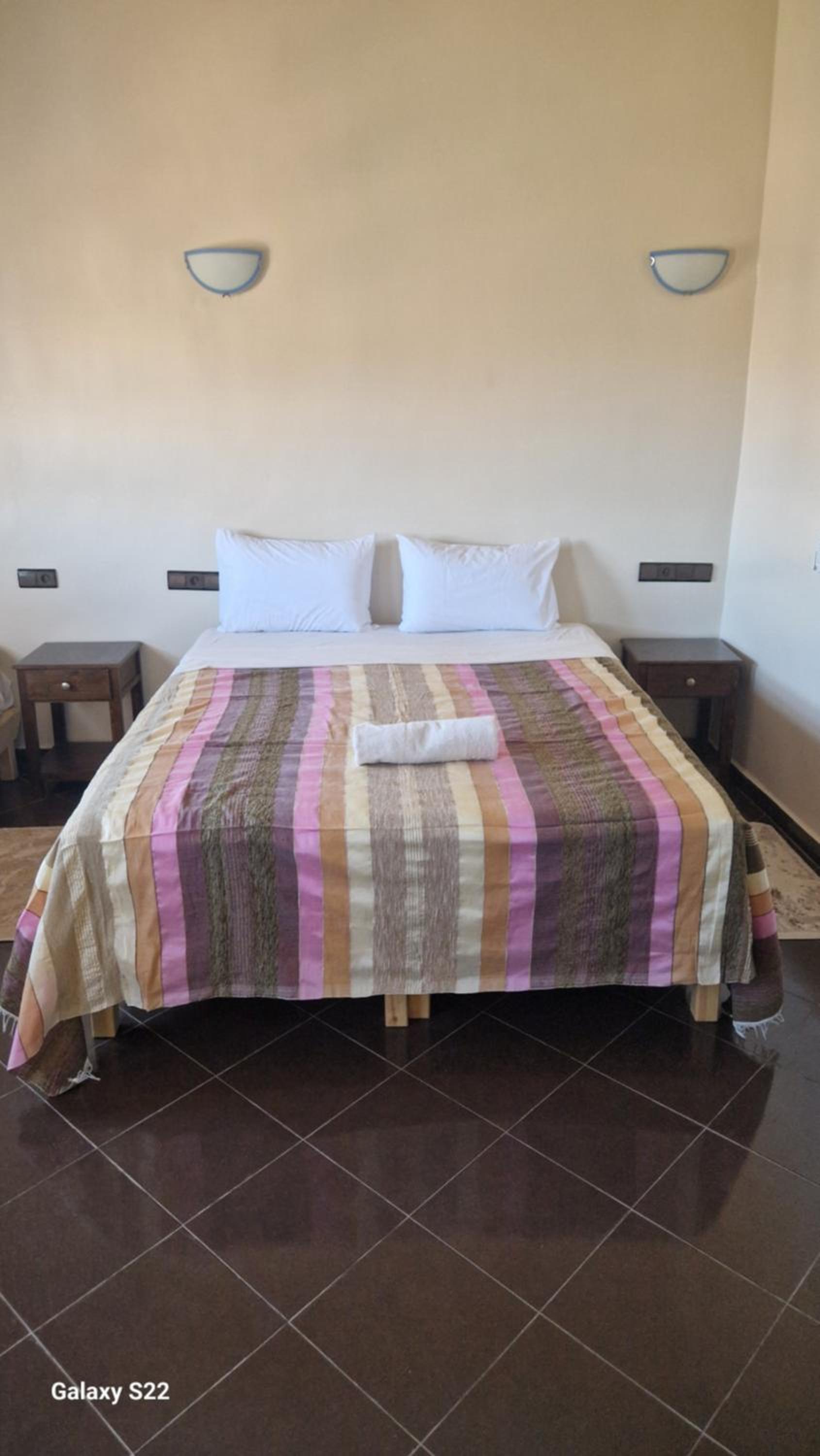 Double Room - Photo 15