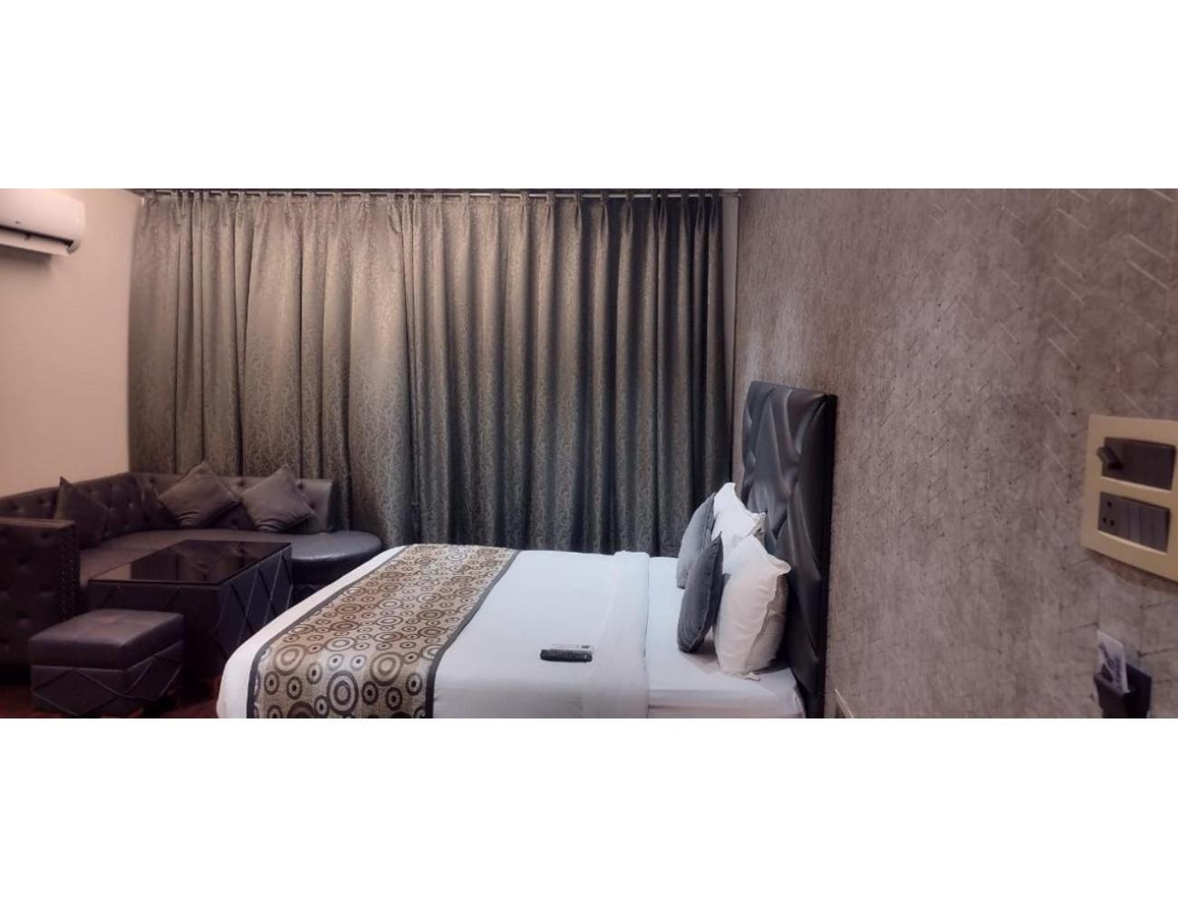 Suite photo 1