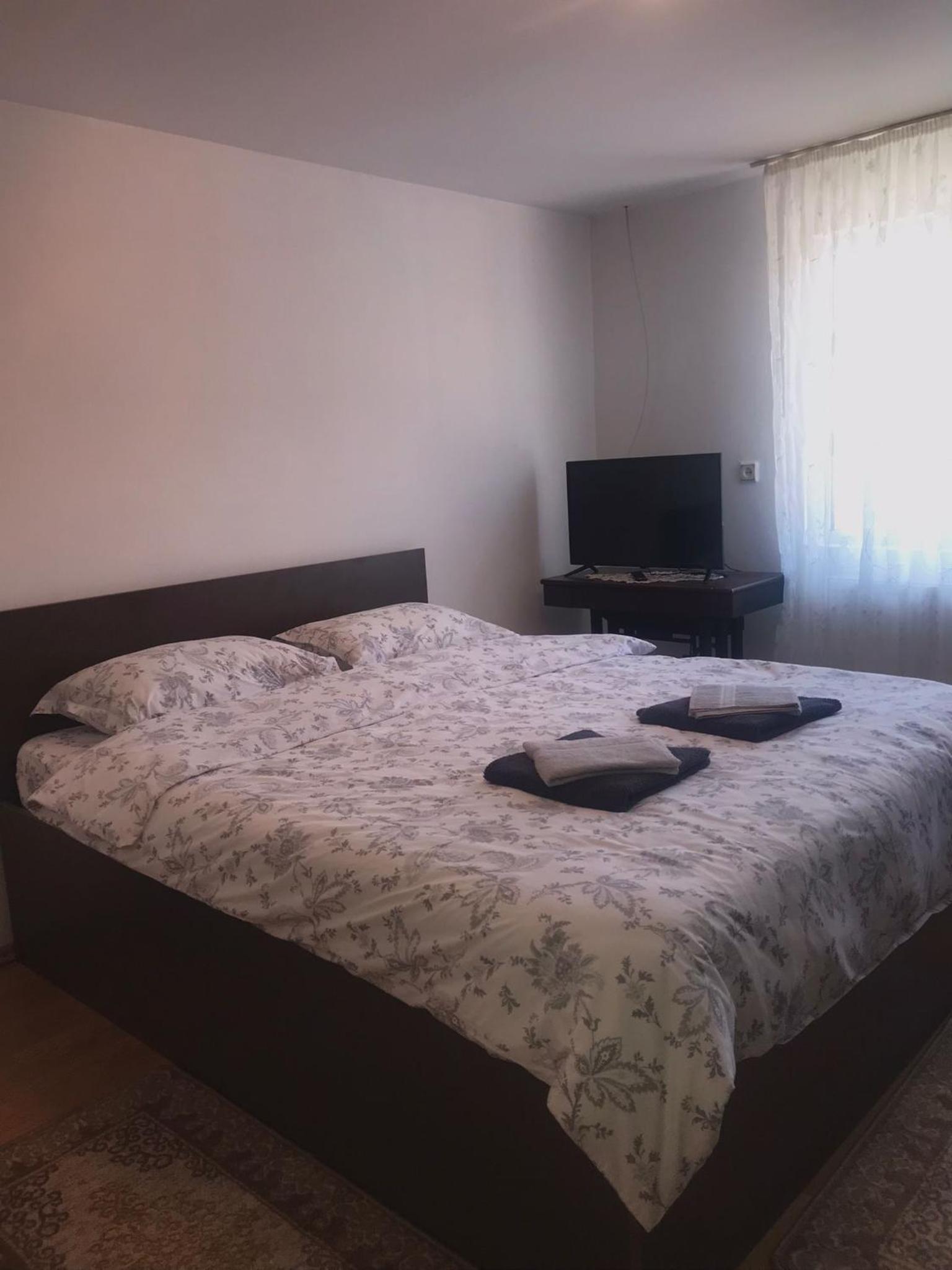 Deluxe Queen Room - Photo 5