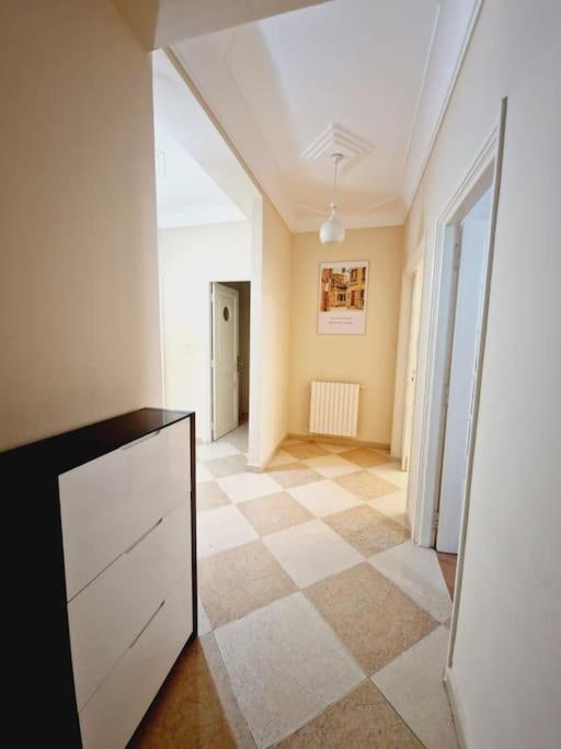 Three-Bedroom Apartment With Balcony photo 3