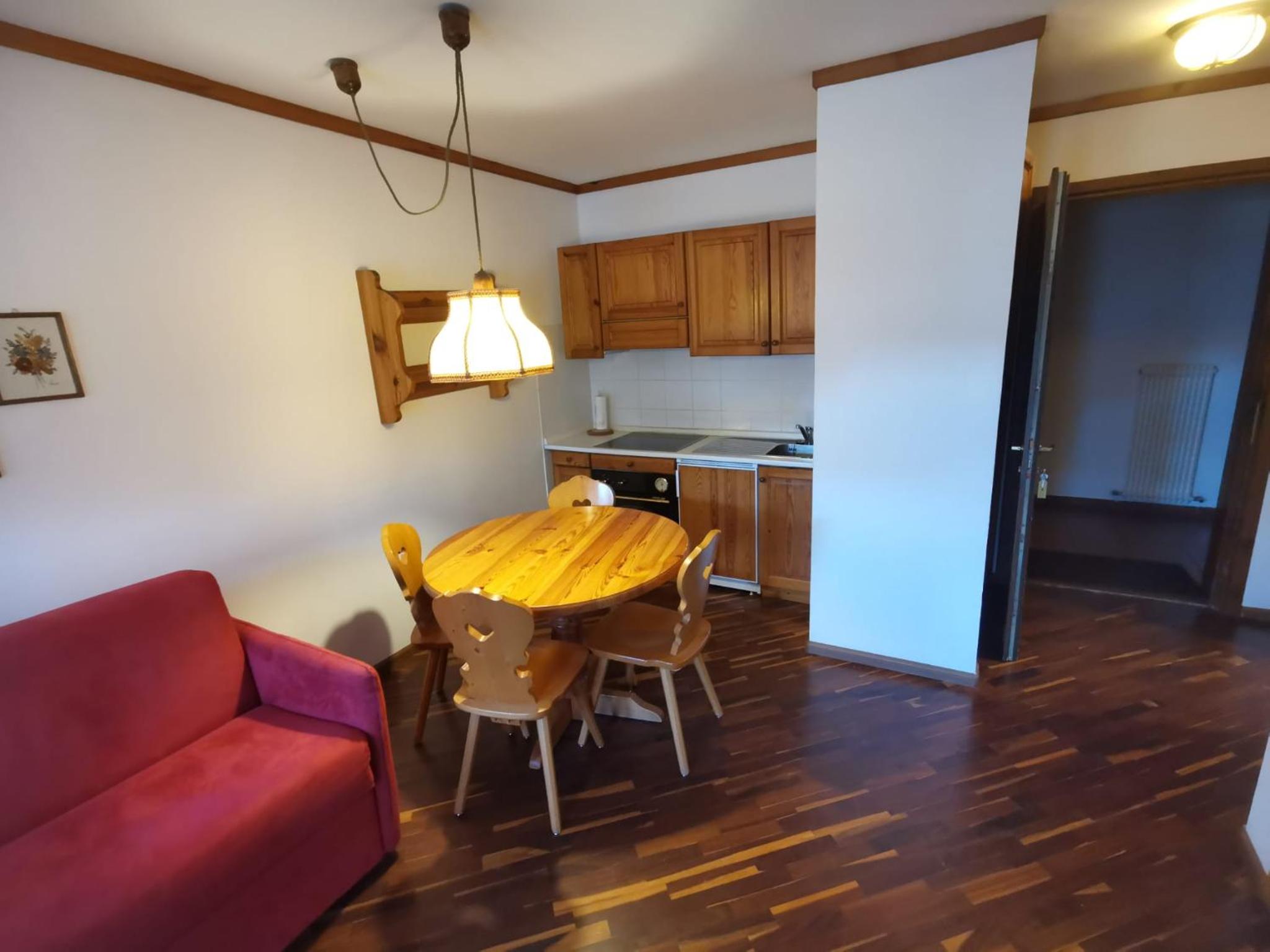 One-Bedroom Apartment photo 3