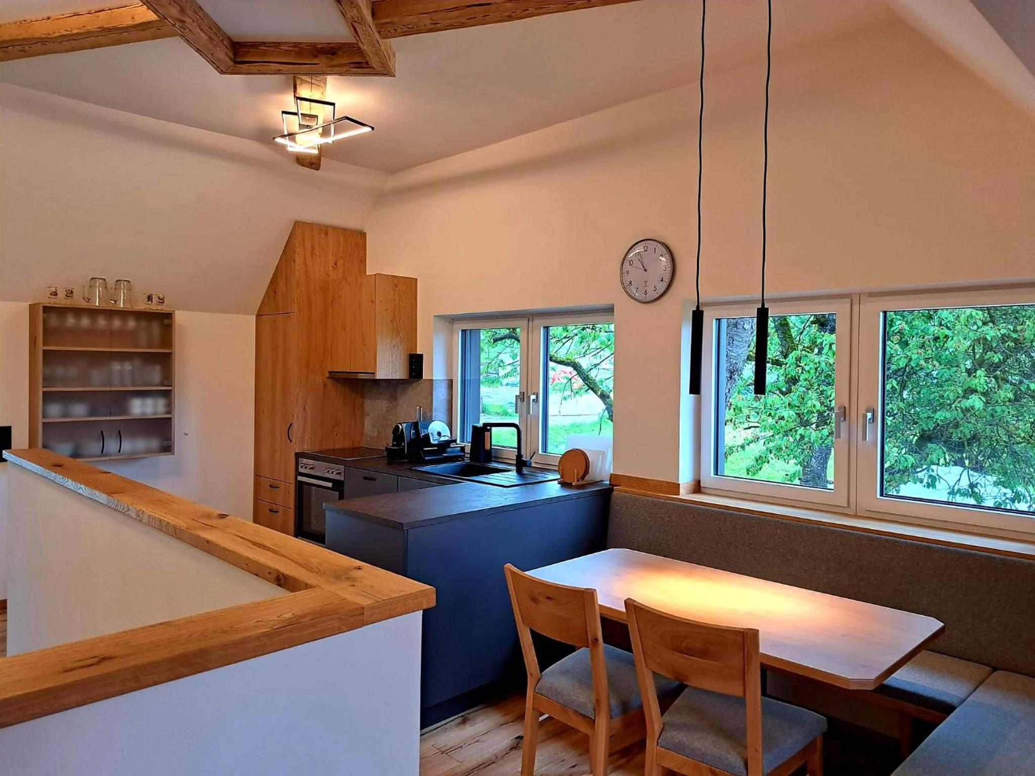 Apartment with Mountain View photo 3