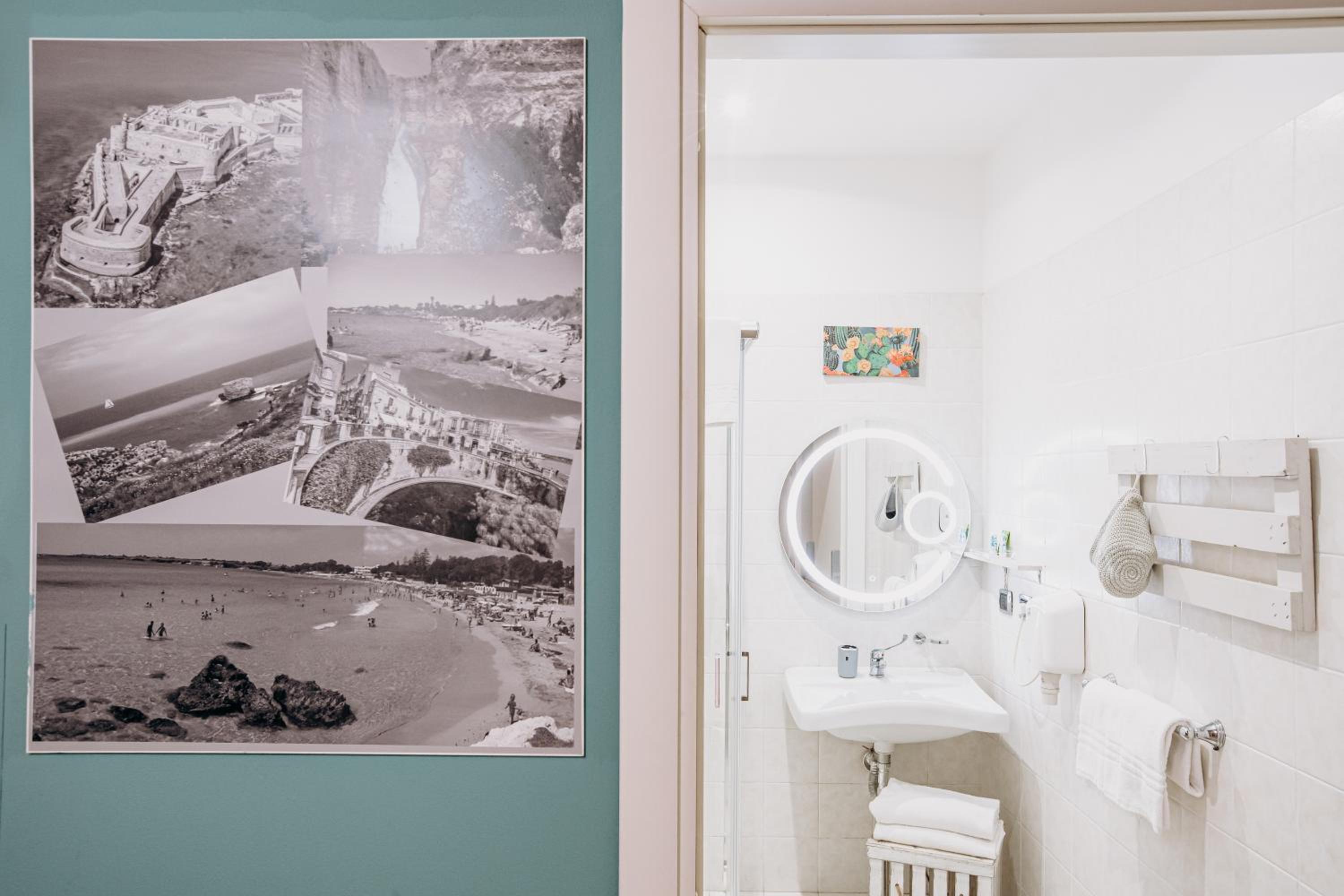 Double Room - Disability Access - Photo 3