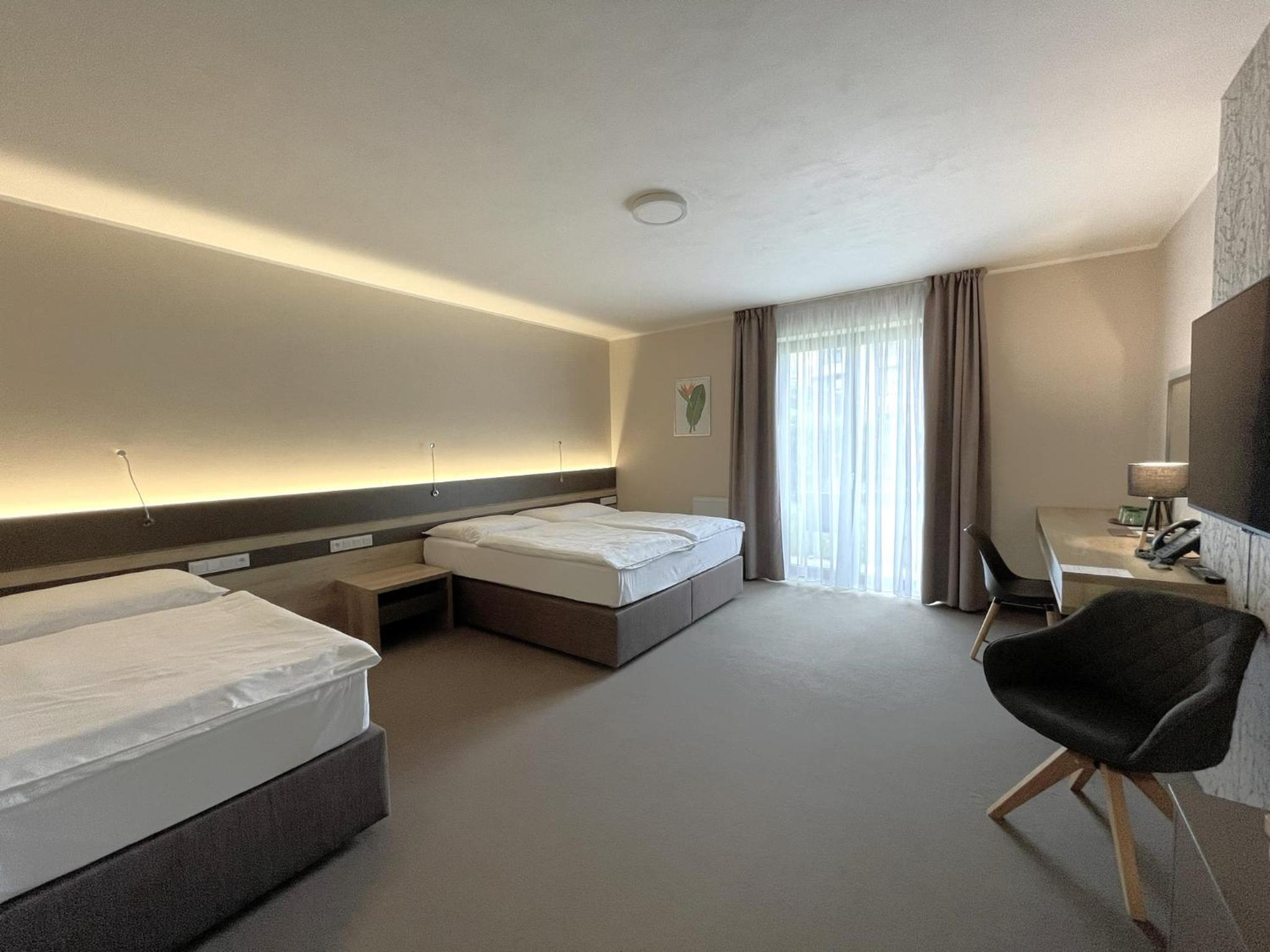 Triple Room with Garden photo 2