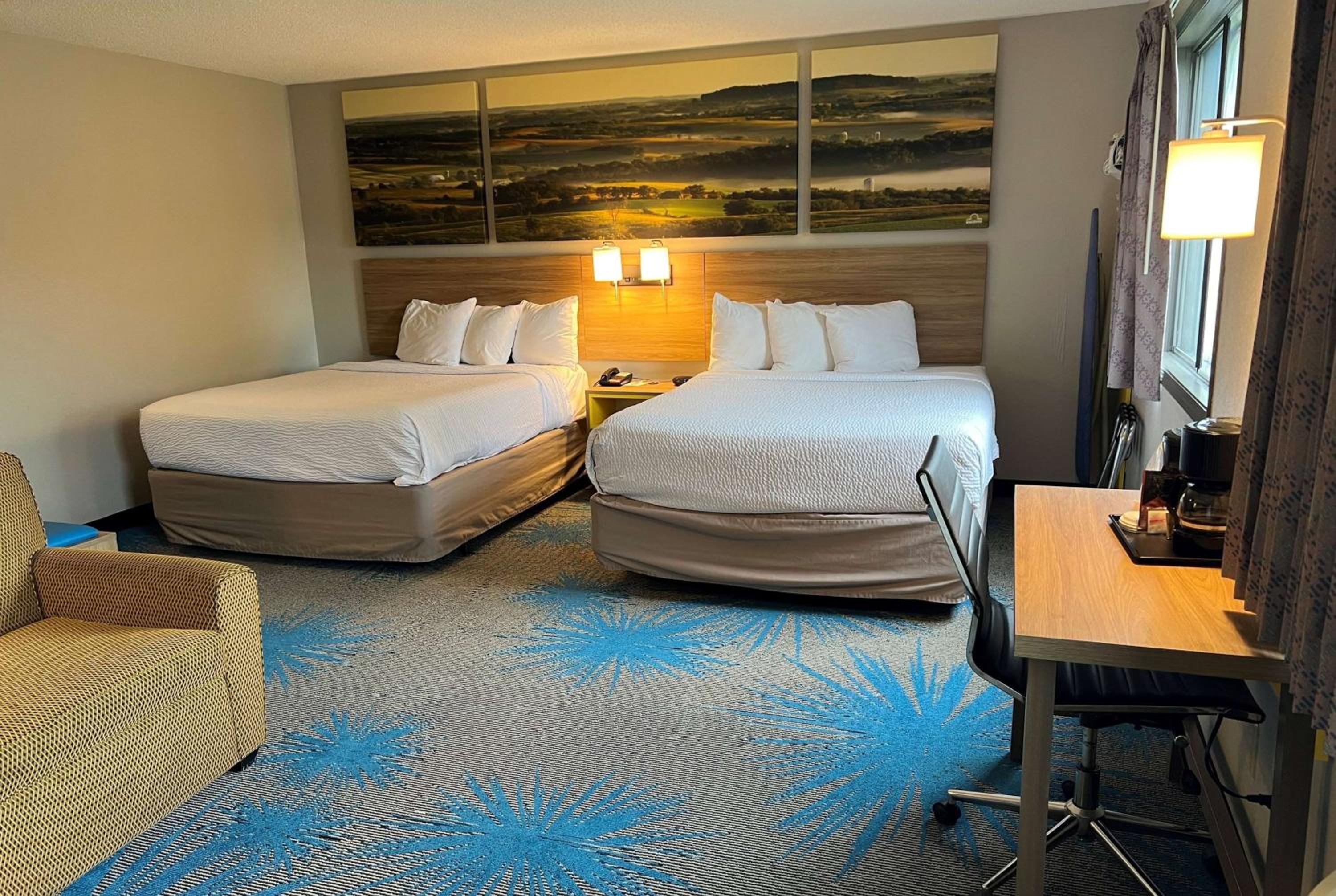Superior Queen Suite with Two Queen Beds - Non-Smoking - Photo 1