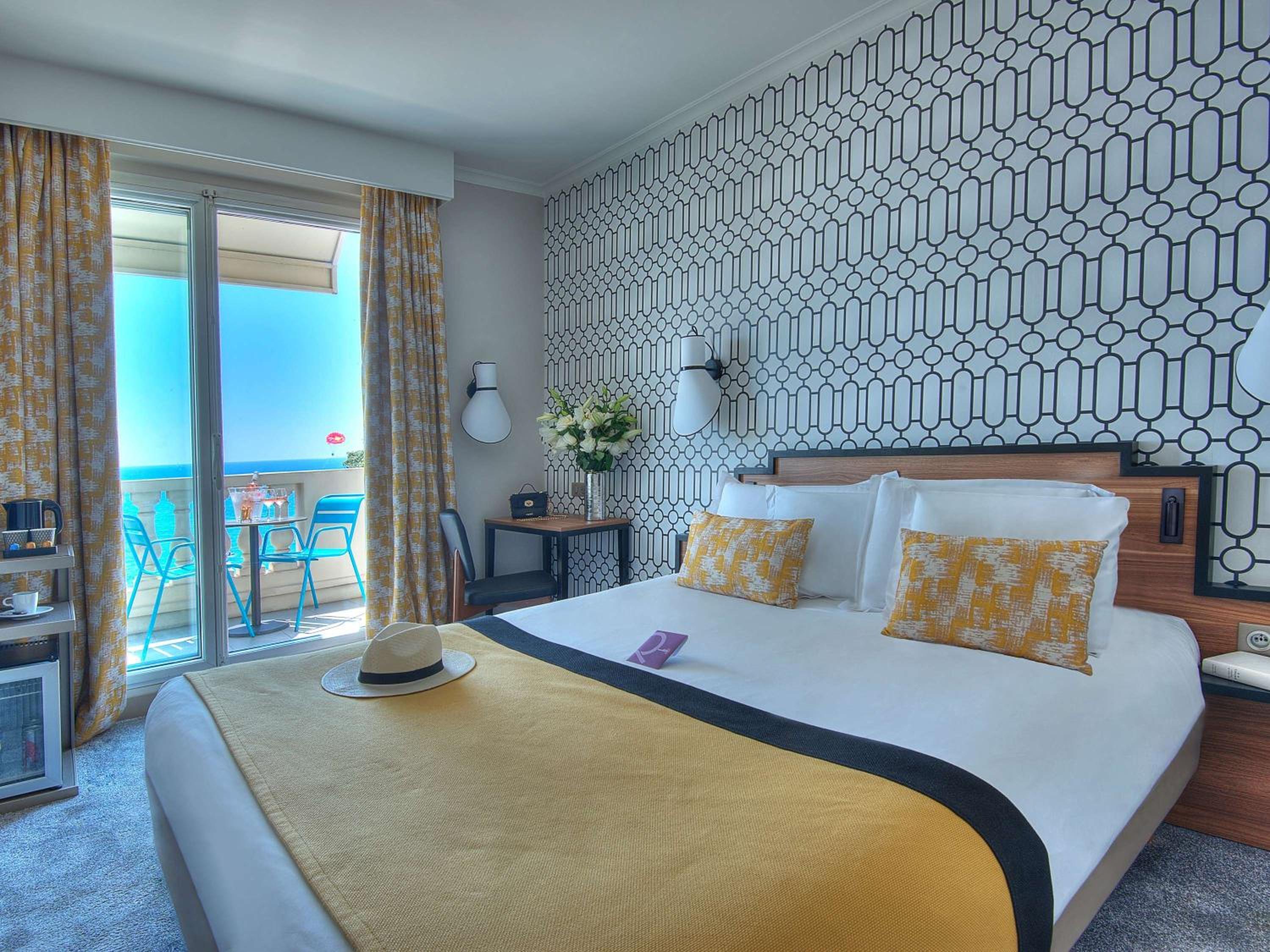 Superior Double Room with Ocean View - Photo 1