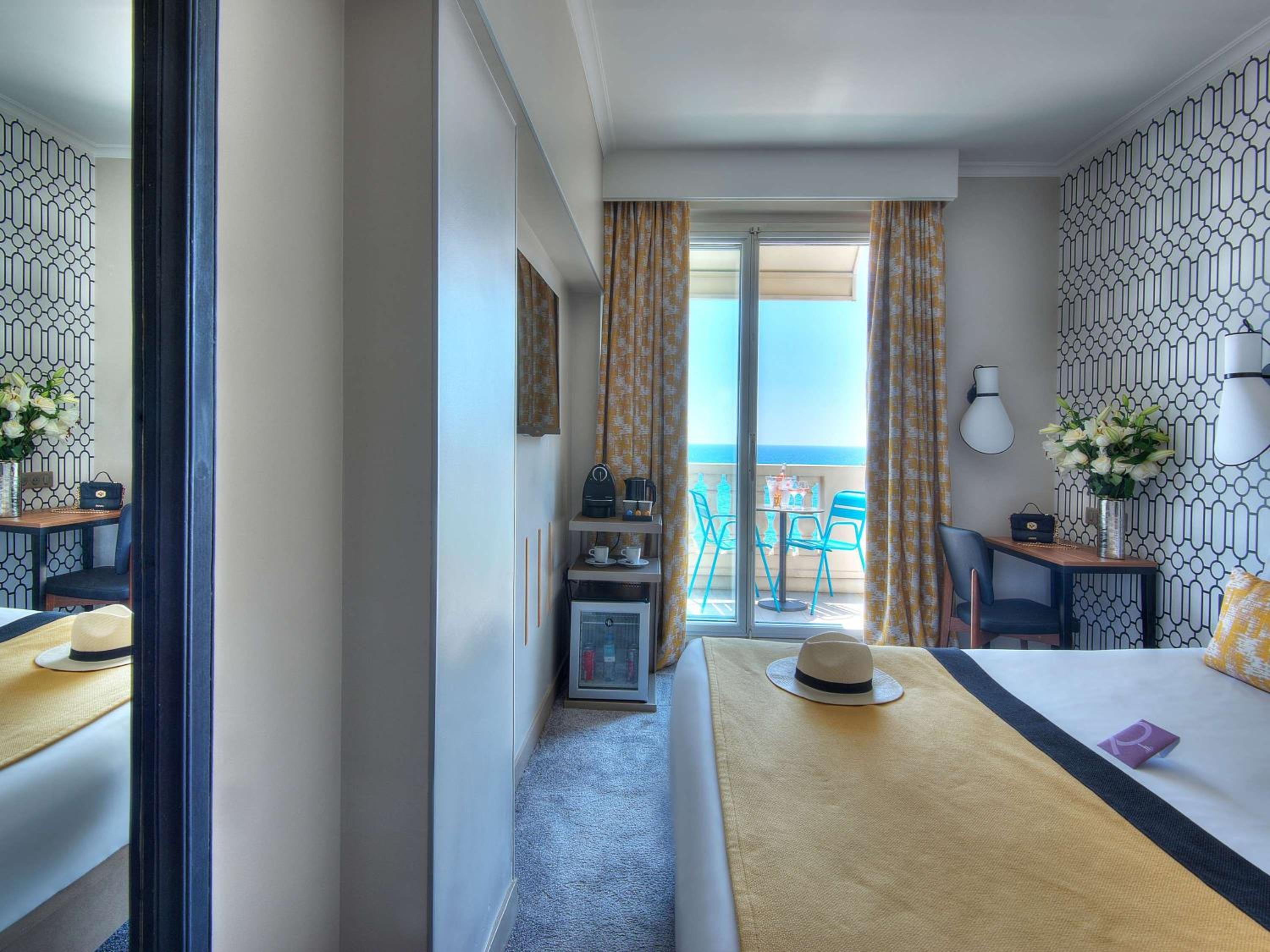 Superior Double Room with Ocean View - Photo 9