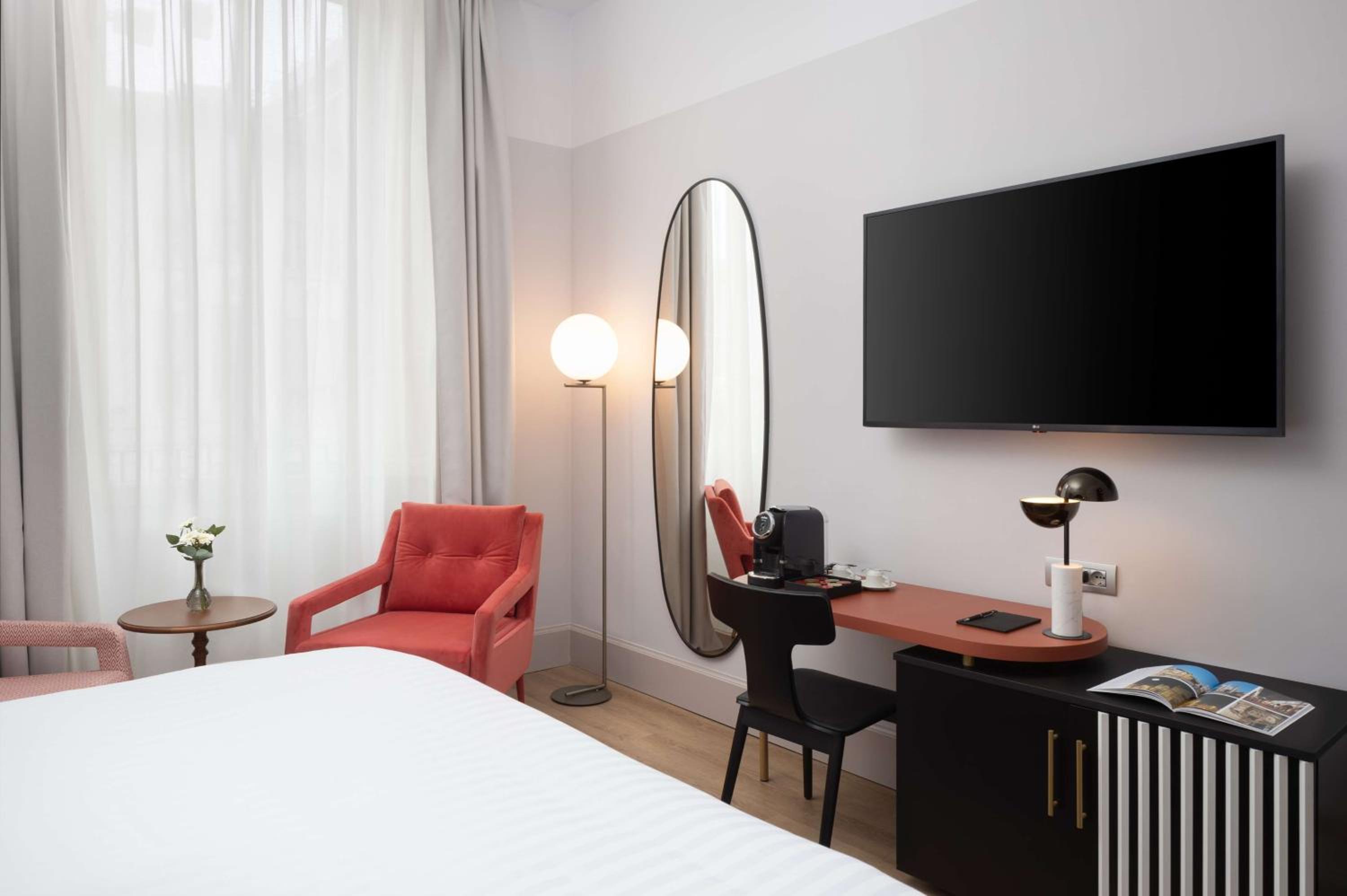 Family Connecting Rooms