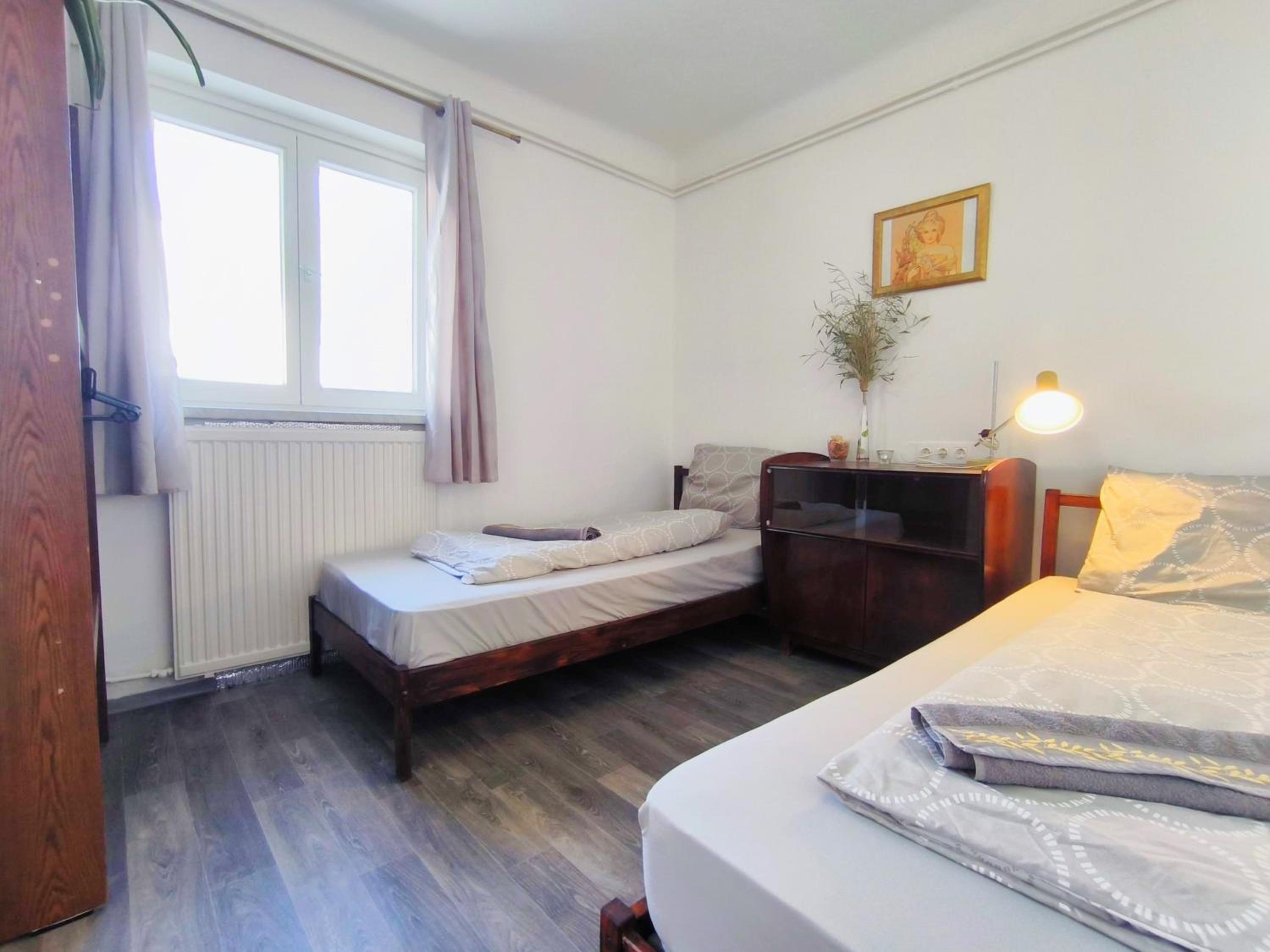 One-Bedroom Apartment with Terrace - Photo 11