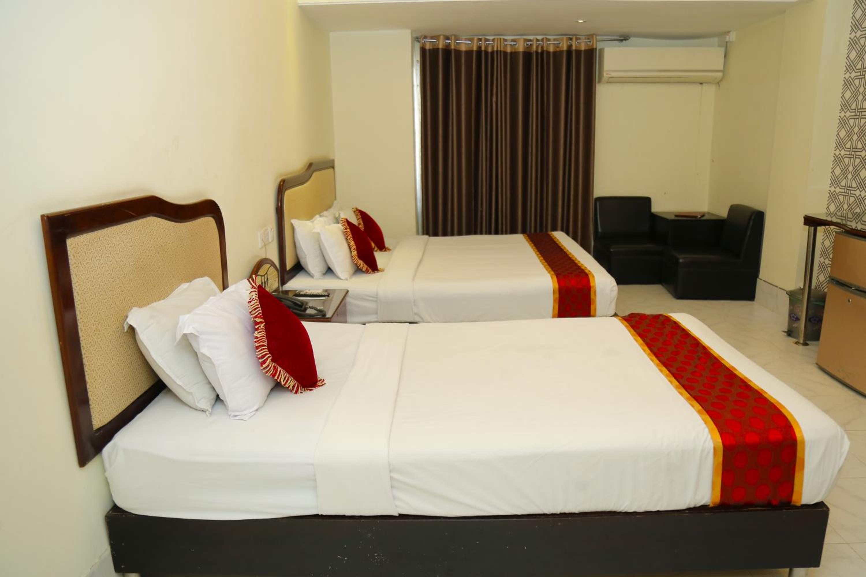 Deluxe Triple Room photo 2