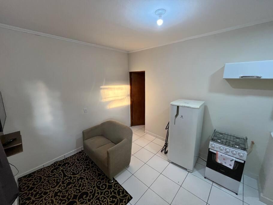 One-Bedroom Apartment photo 3
