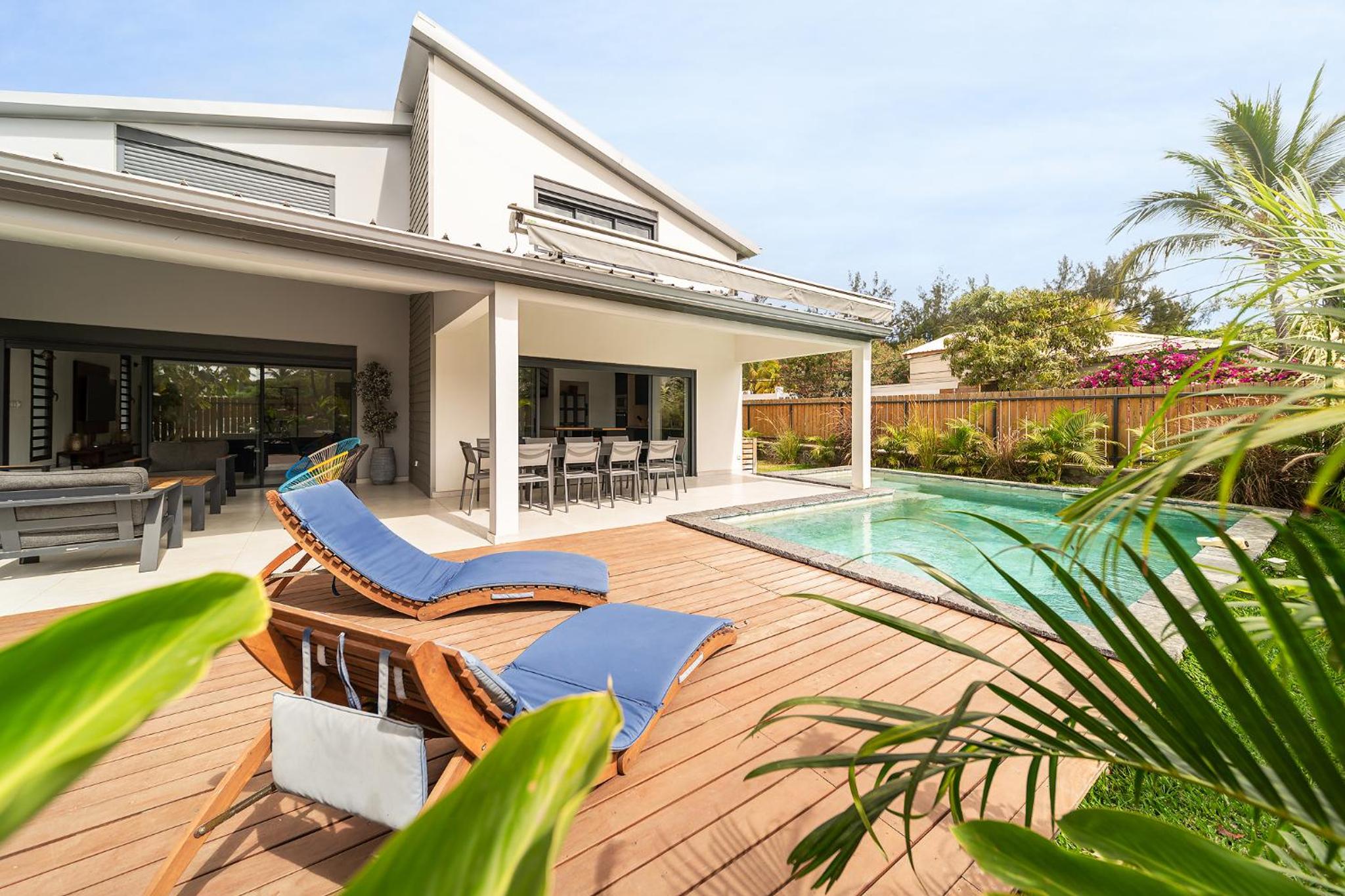 Villa photo 1