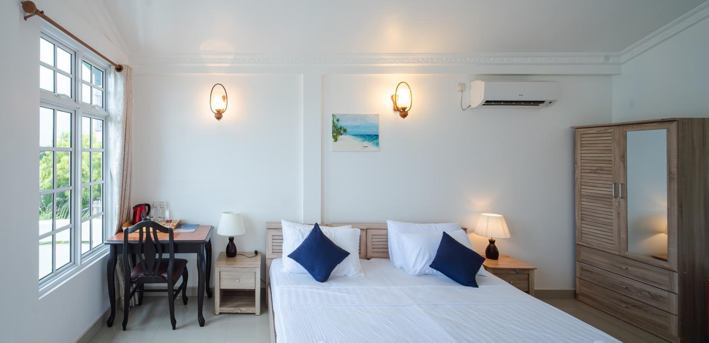 Deluxe Double or Twin Room photo 3
