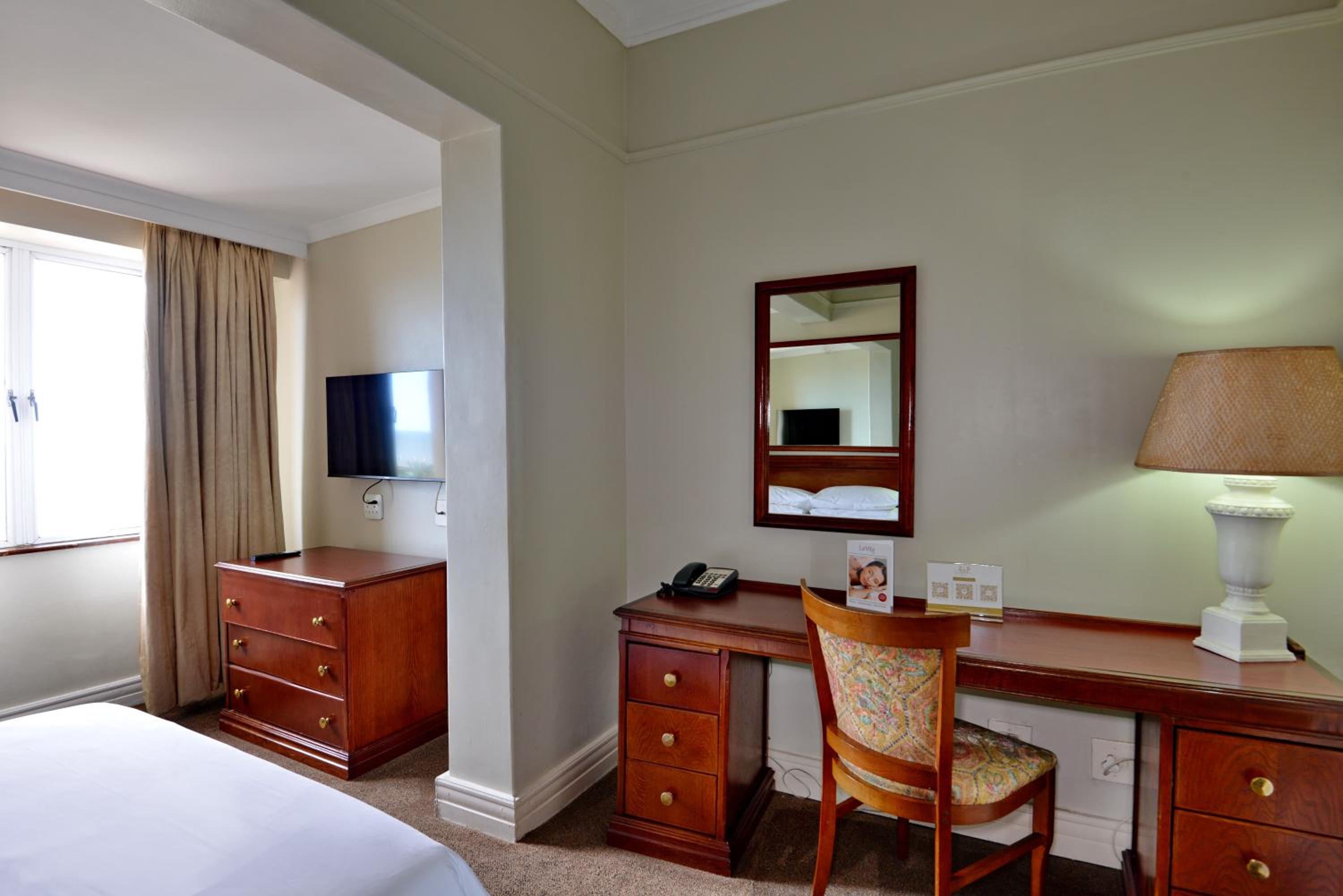 Standard Double Room with Sea View - Photo 1