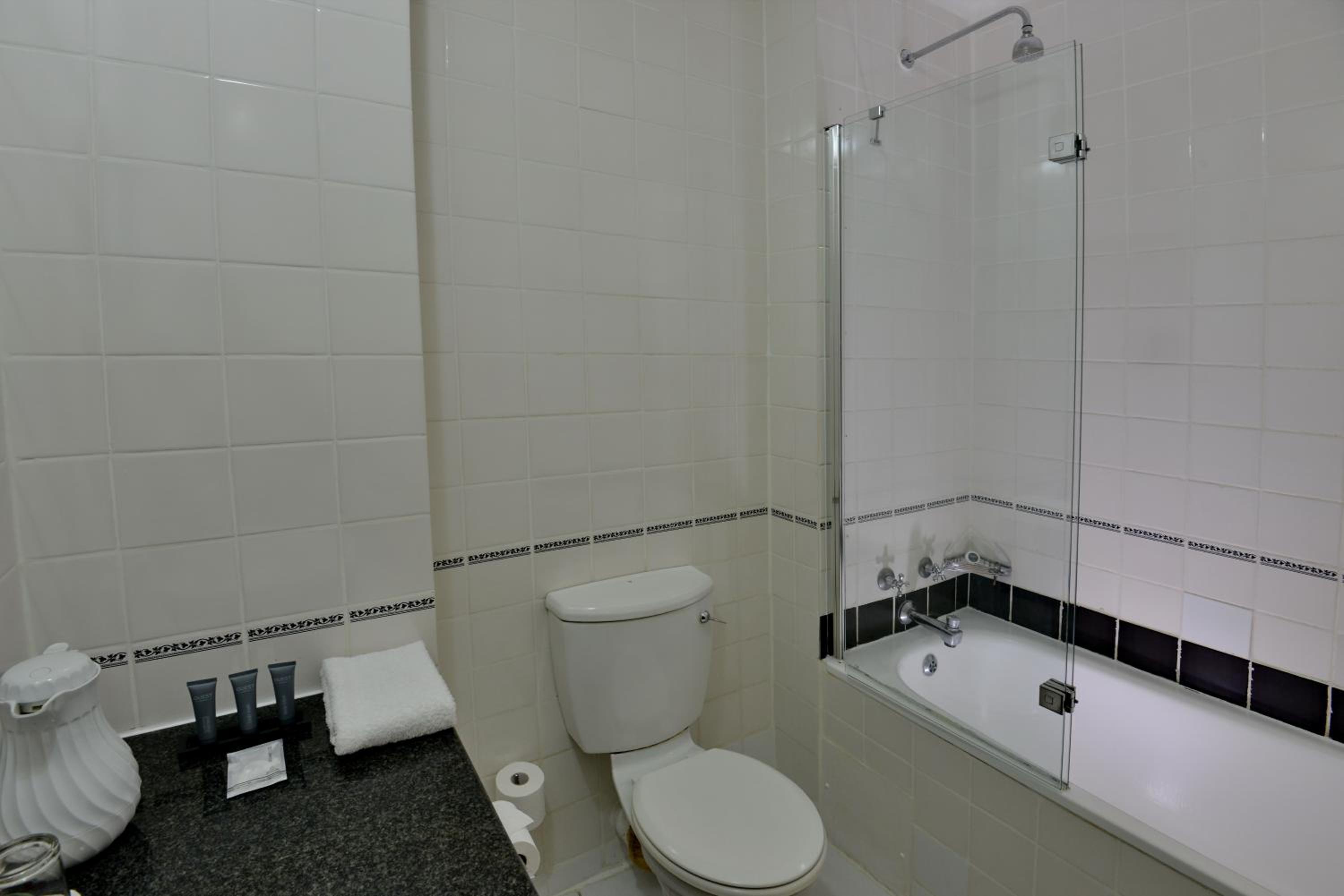 Standard Double Room with Sea View - Photo 3