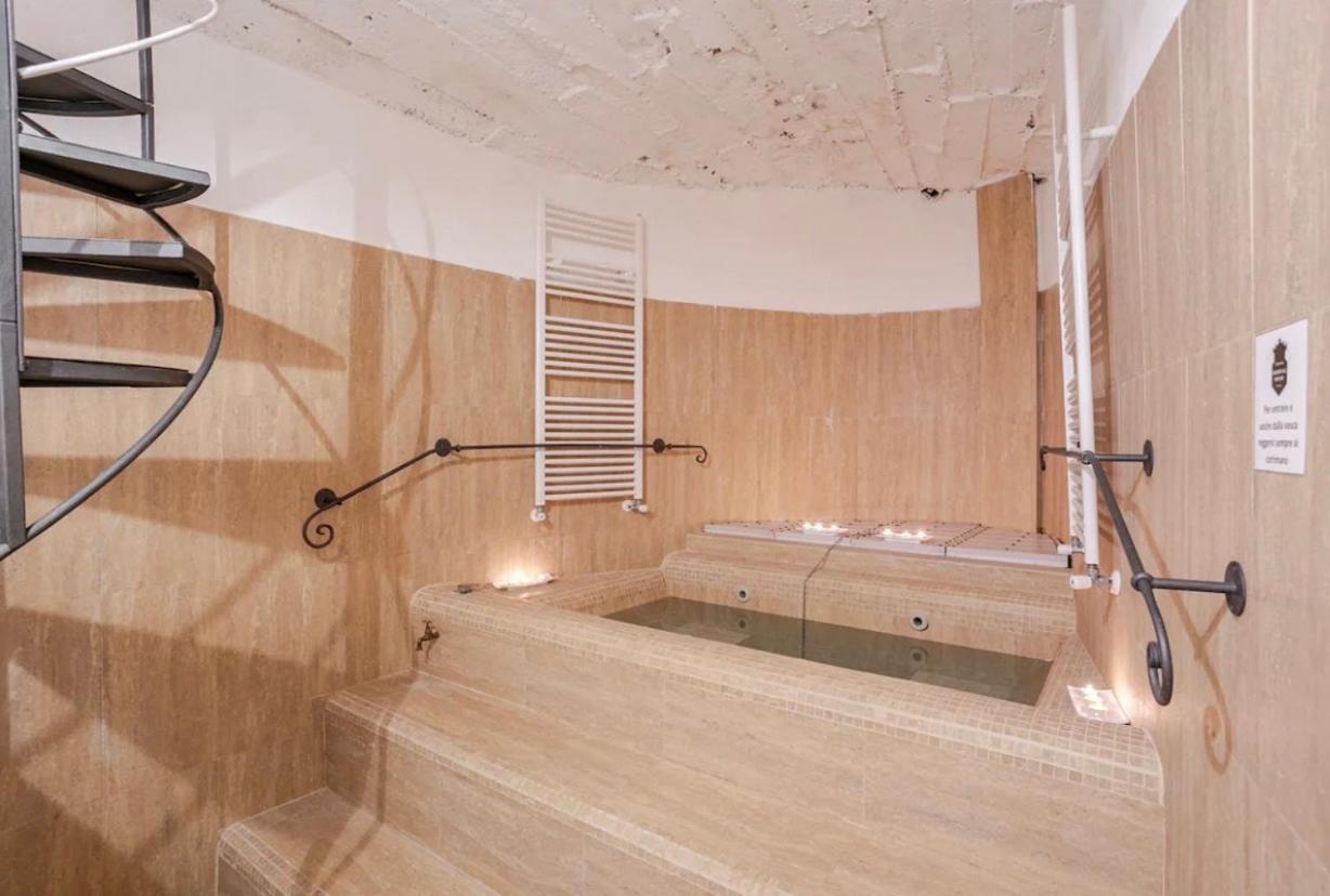 Deluxe Apartment with Bathtub - Split Level - Photo 40