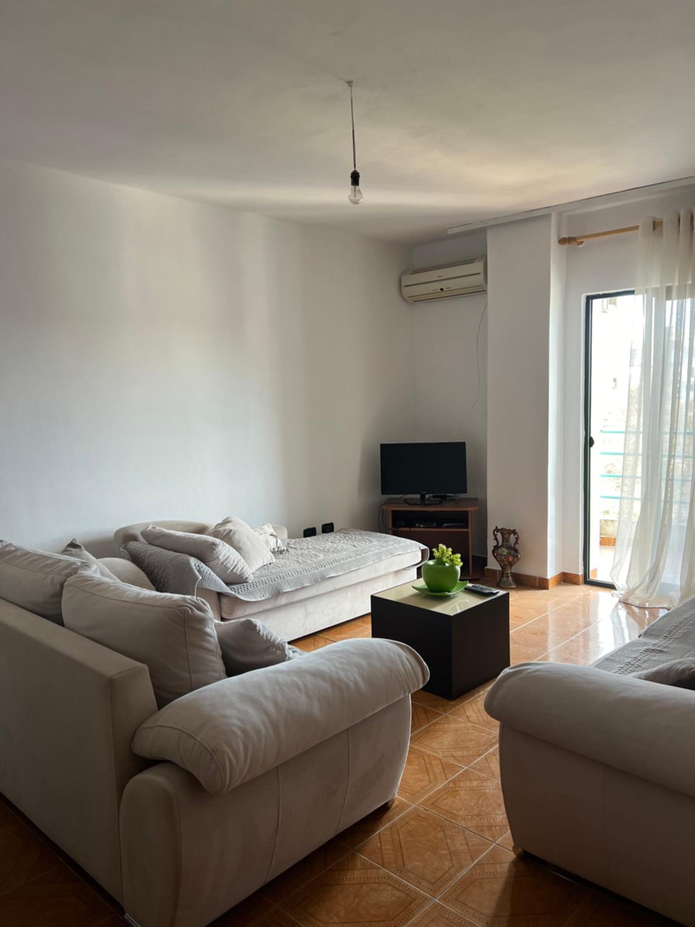 One-Bedroom Apartment With Balcony And Sea View