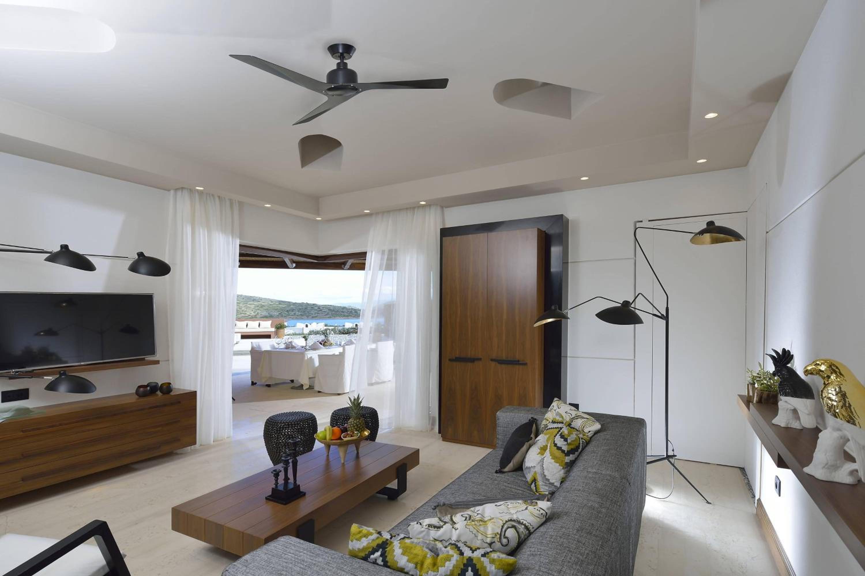 Luxury Two-Bedroom Residence with Private Pool and Balcony - Sea View