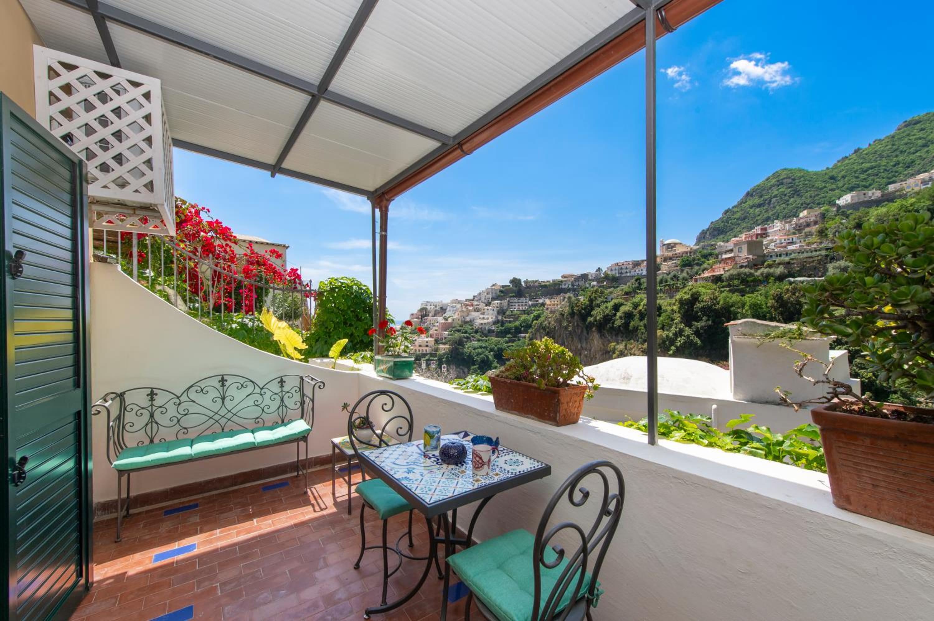 Studio Apartment with Sea View - Photo 6