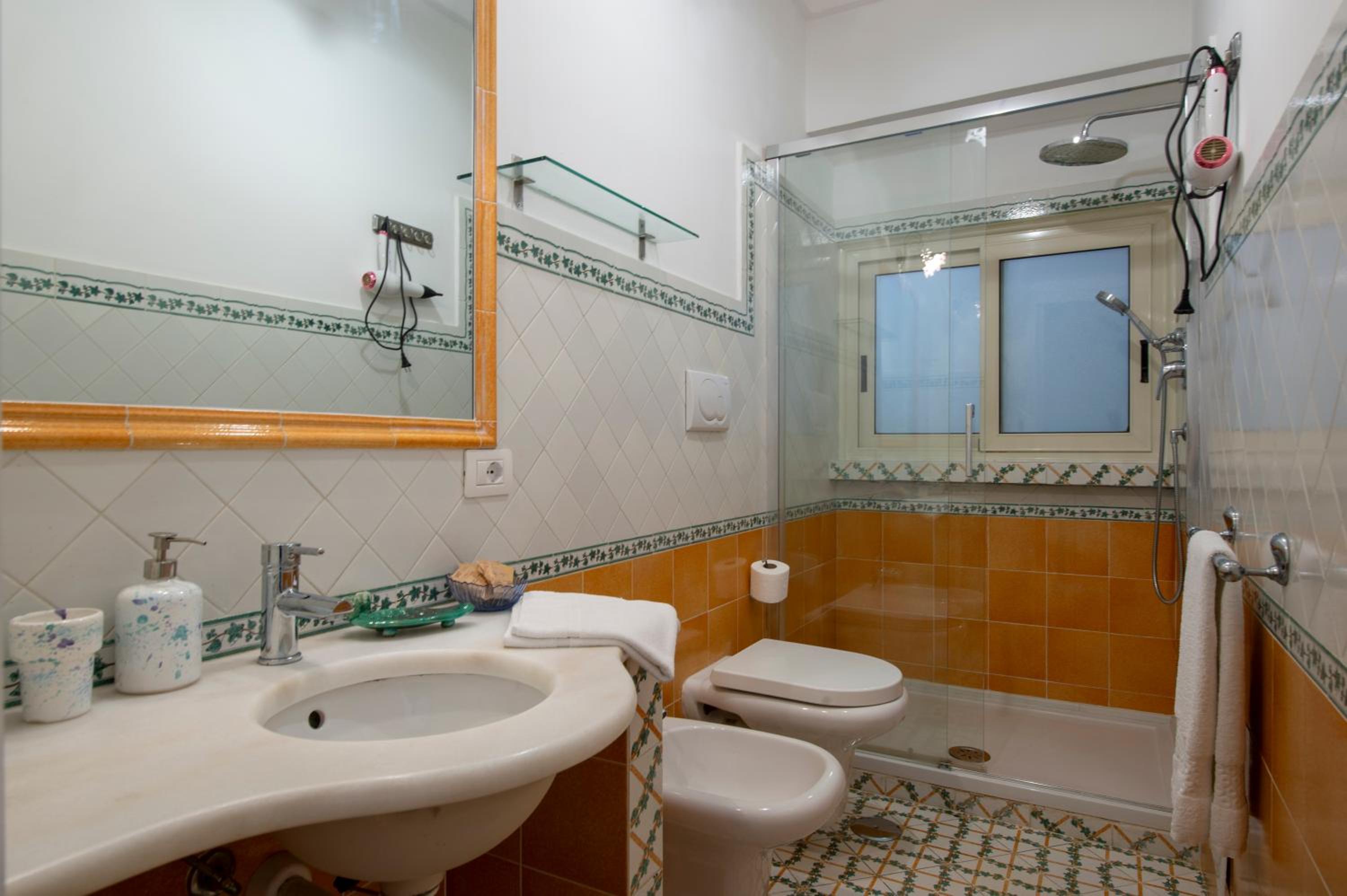 Studio Apartment with Sea View photo 3