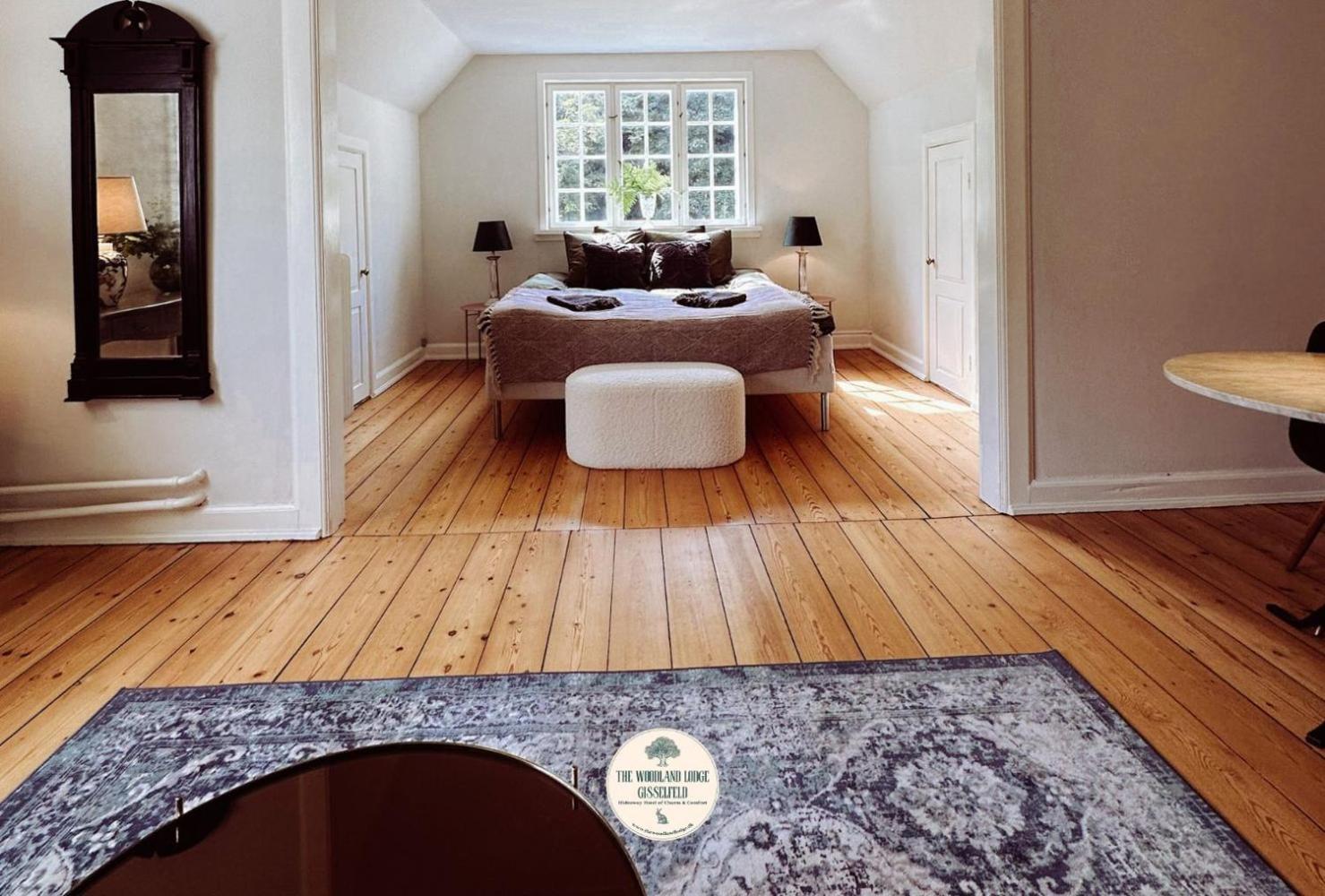 King Suite - Photo 2