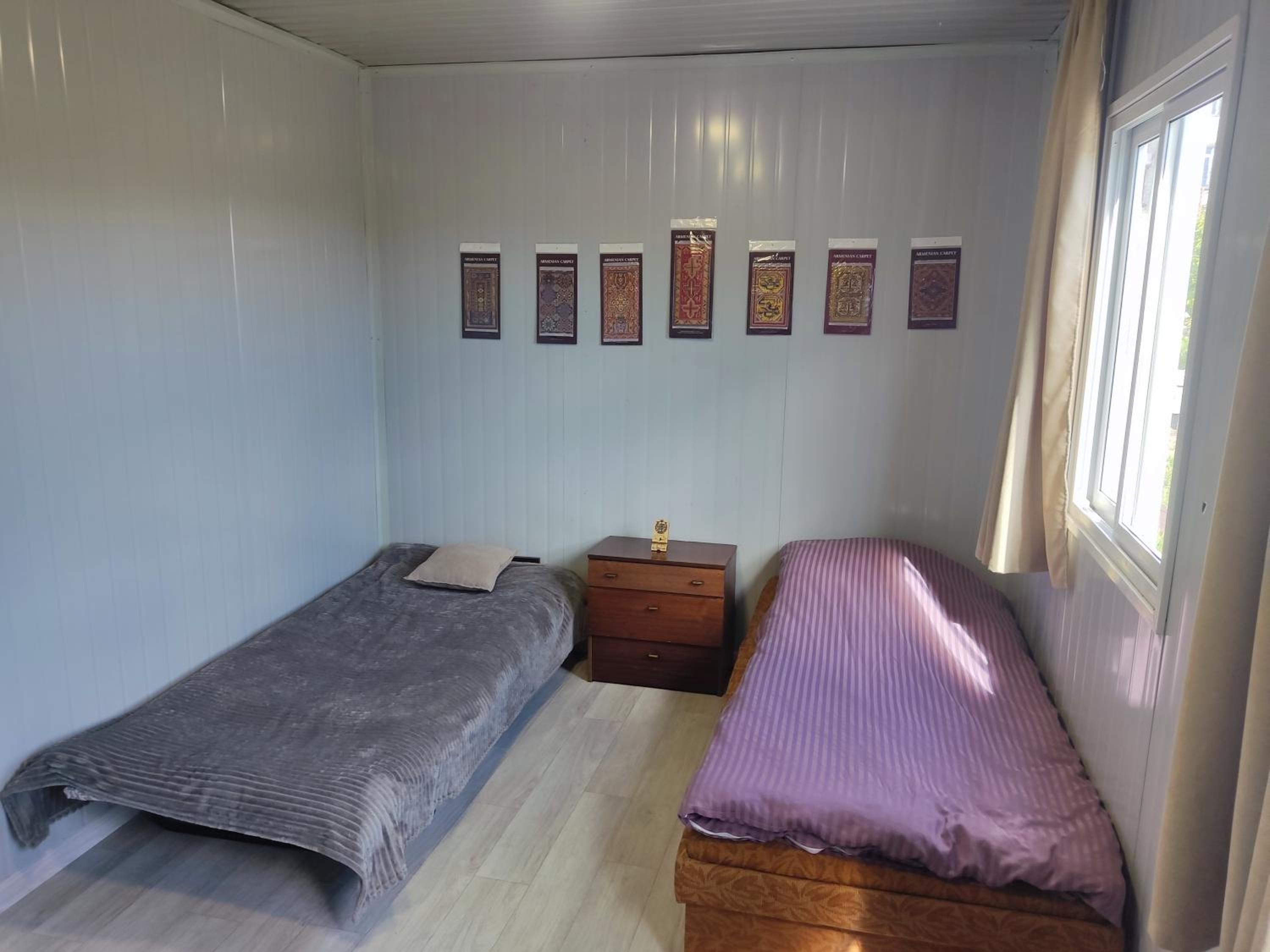 One-Bedroom House photo 1