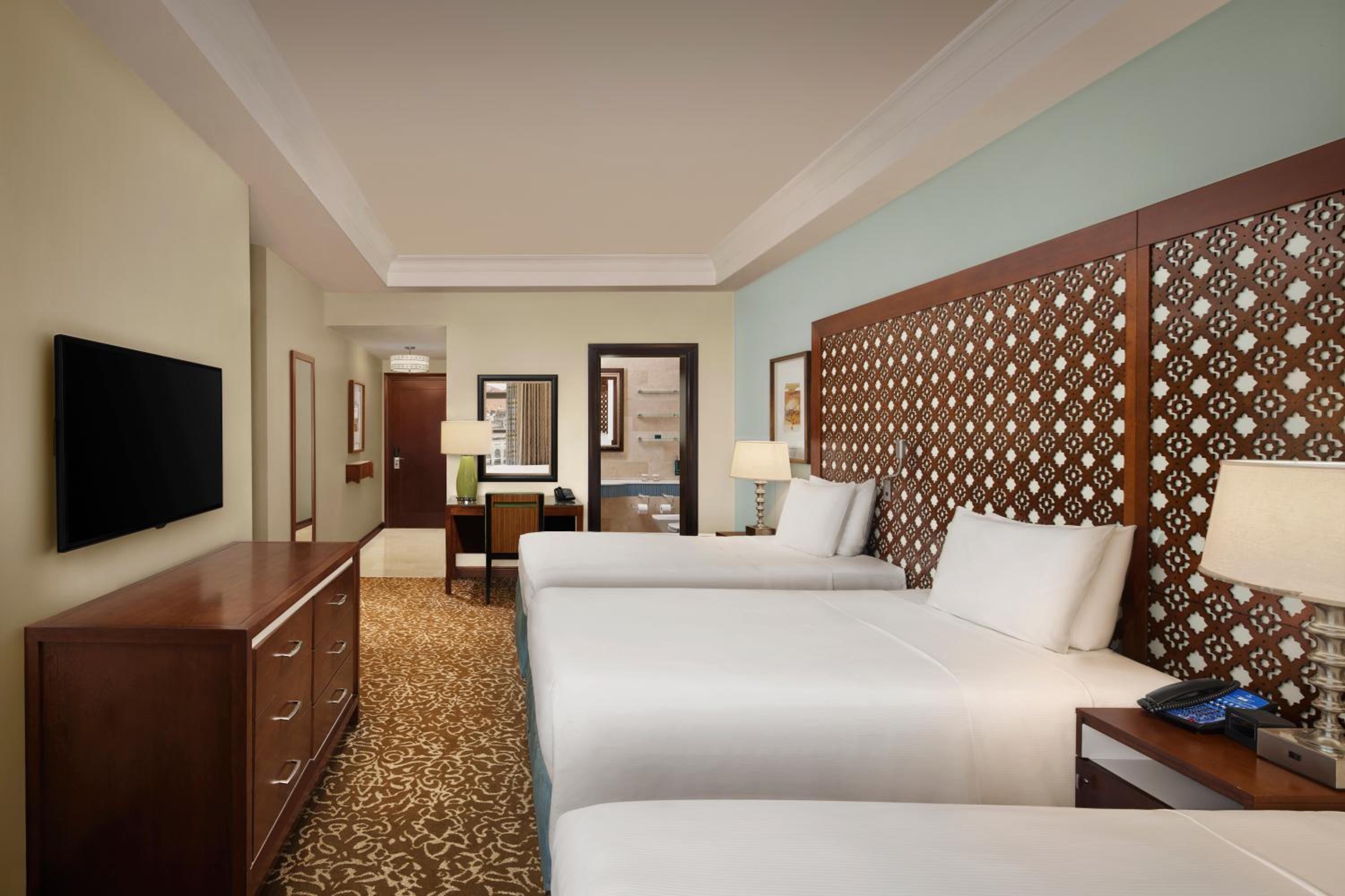 Triple Room with City View - Photo 1