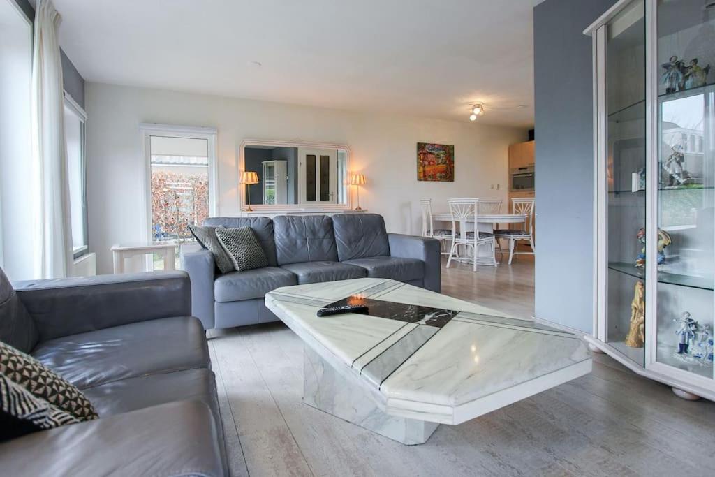 One-Bedroom House photo 3