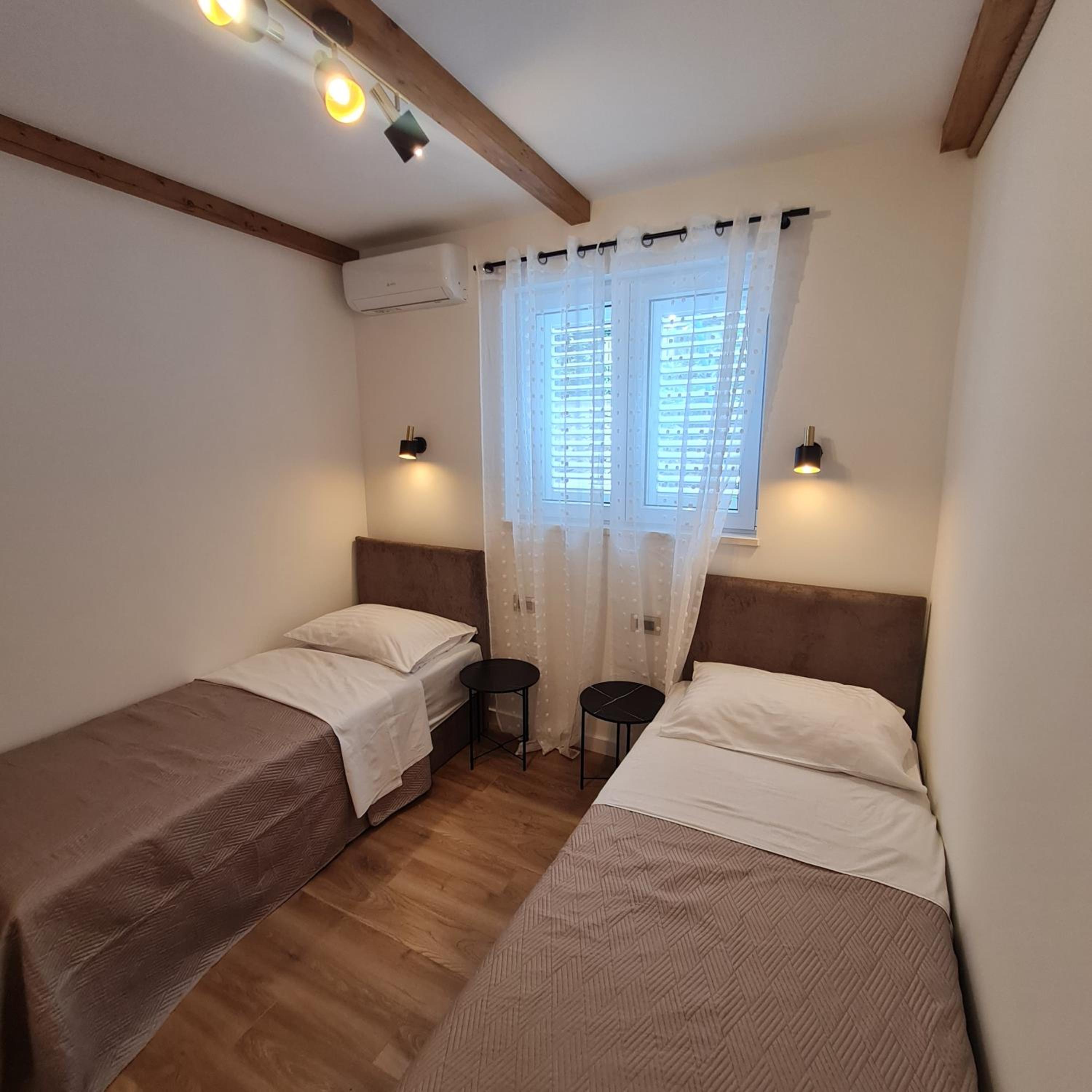 Apartment - Ground Floor - Photo 9