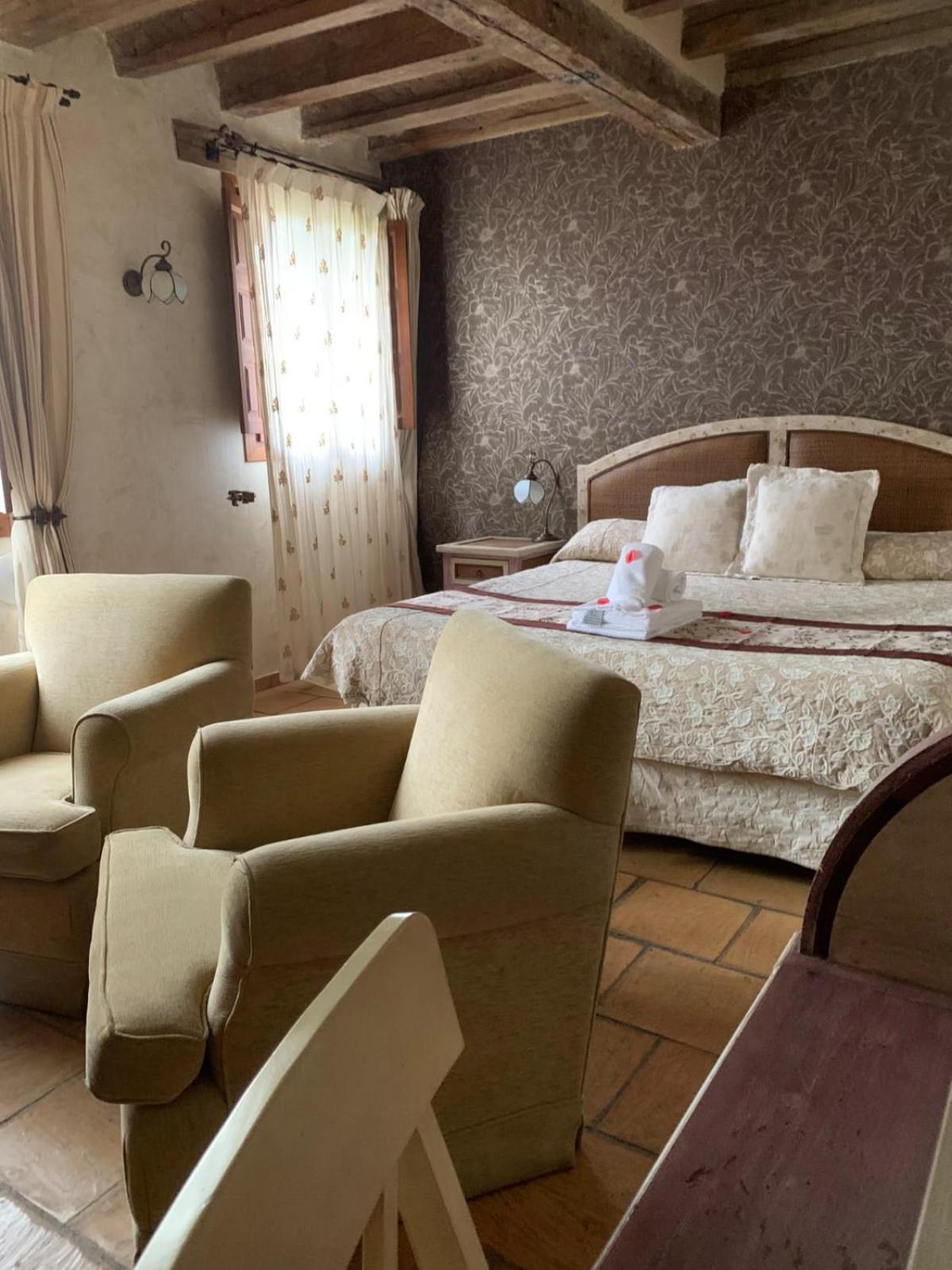 Deluxe Double or Twin Room with Spa Bath - Photo 4
