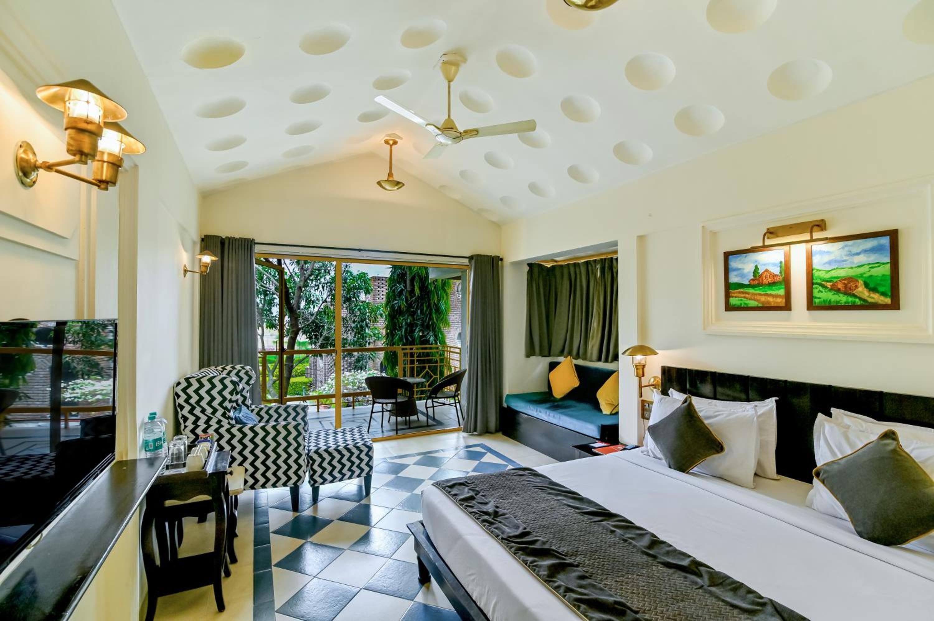 Brick Village Room - Photo 3