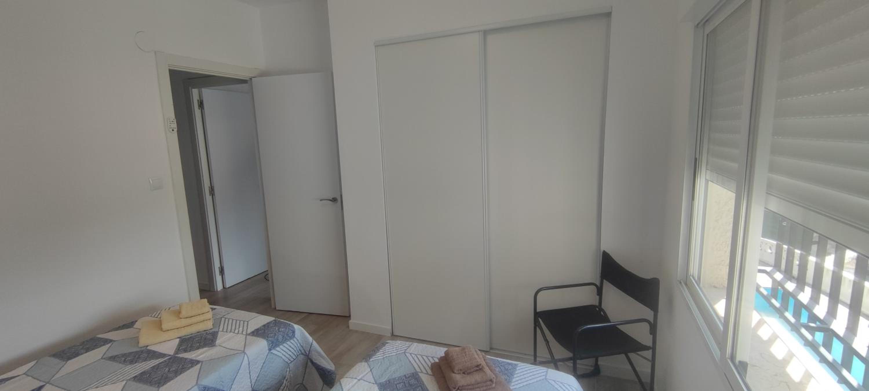 Three-Bedroom House photo 3