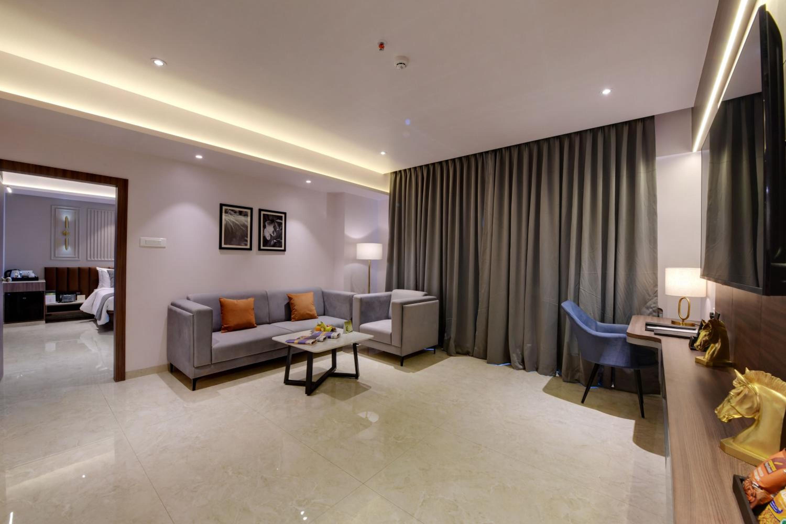 Fern Club Suite photo 2