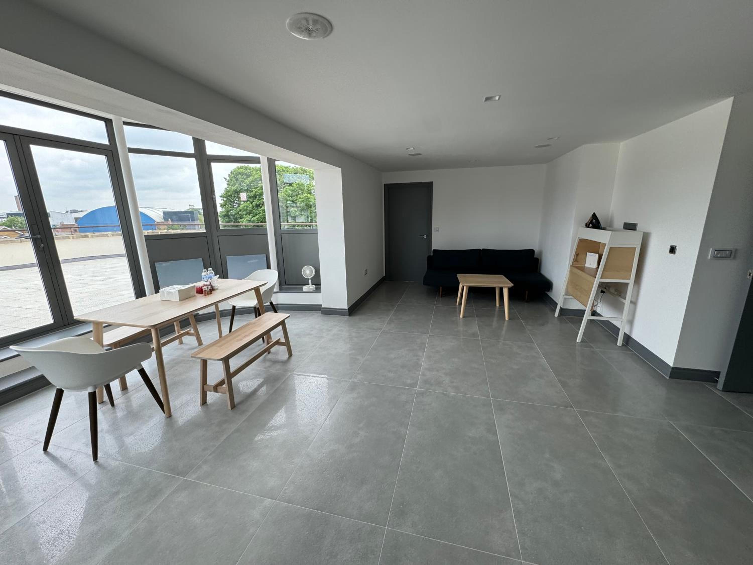 Three-Bedroom Apartment photo 1