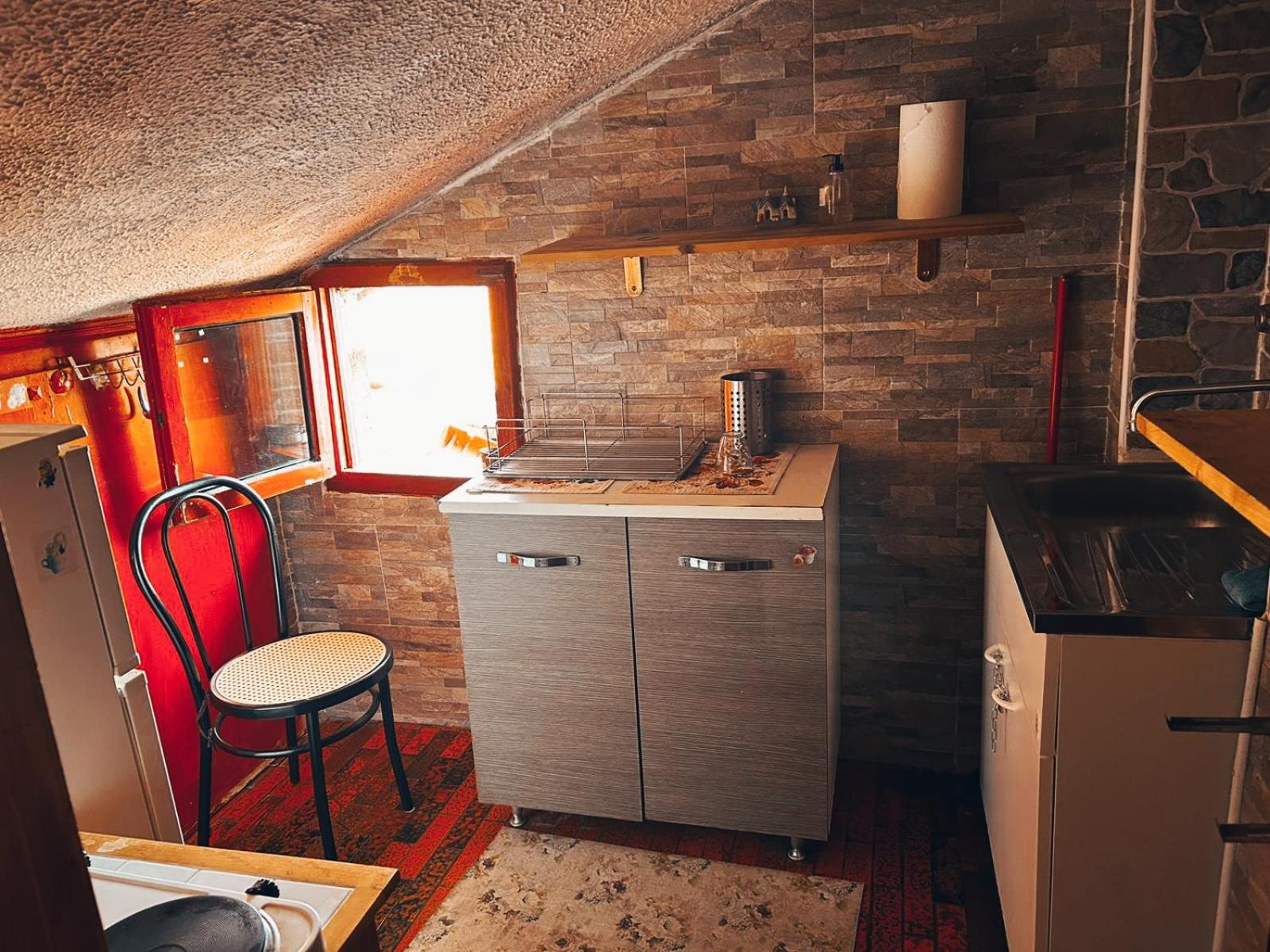 One-Bedroom House photo 3