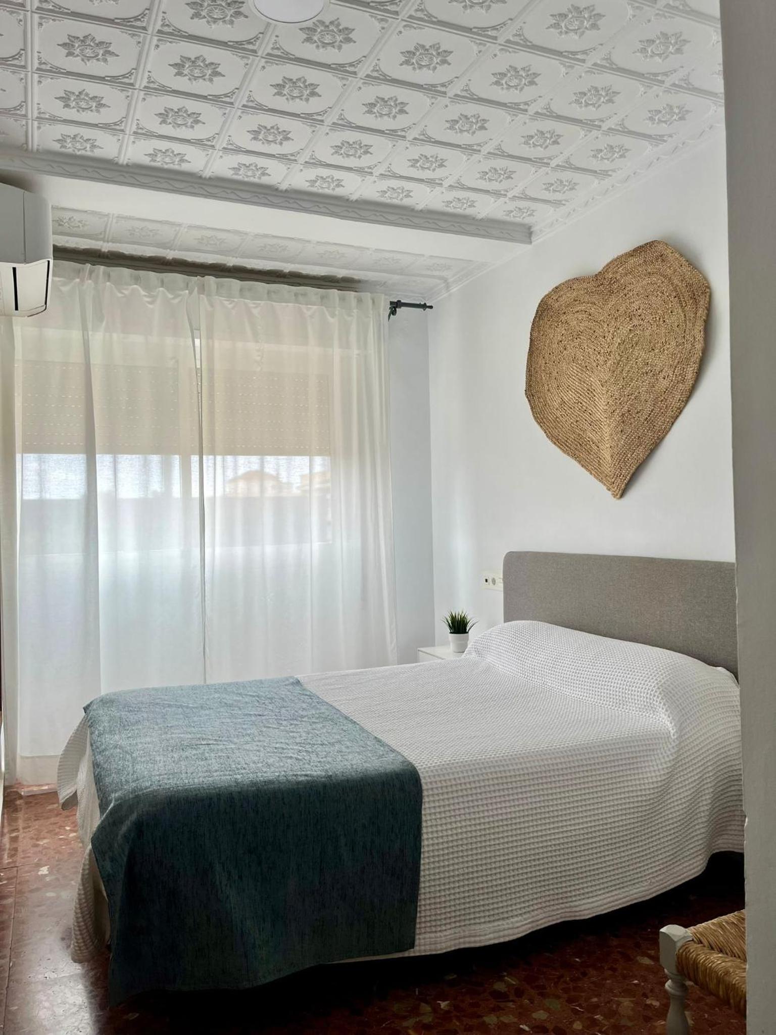 Habitación Estándar con Cama Queen