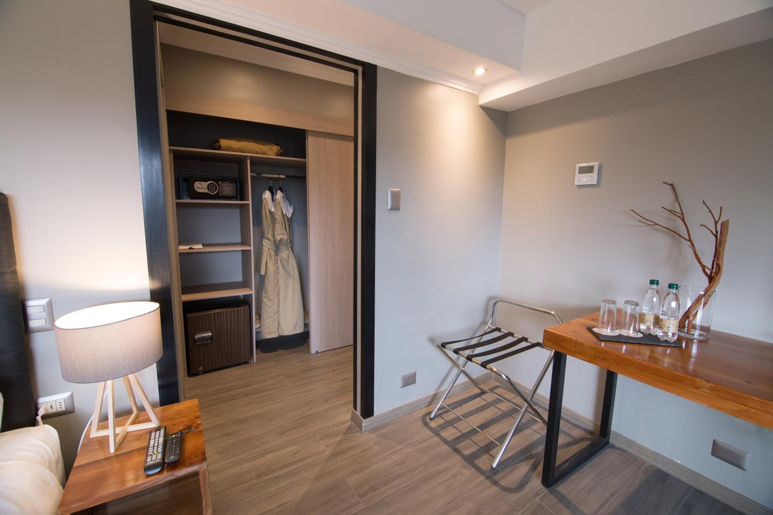 Superior Double Room - Non-Smoking photo 2