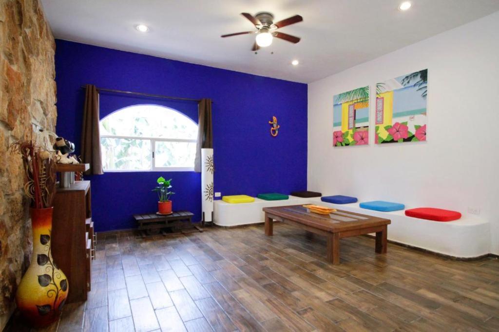 Three-Bedroom Villa - Photo 12