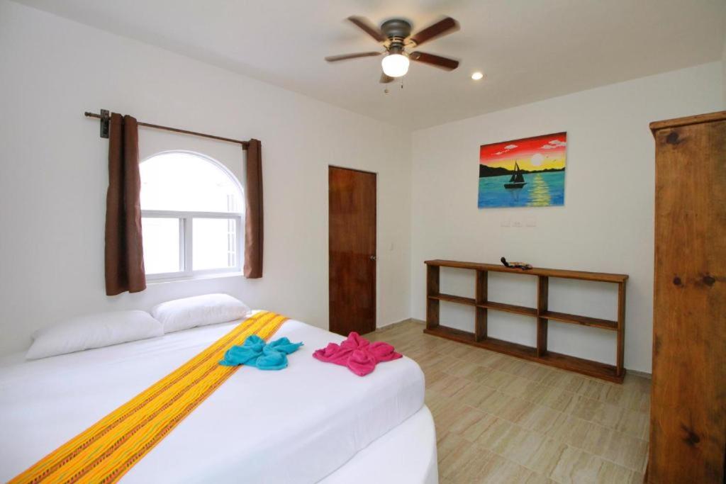 Three-Bedroom Villa - Photo 19