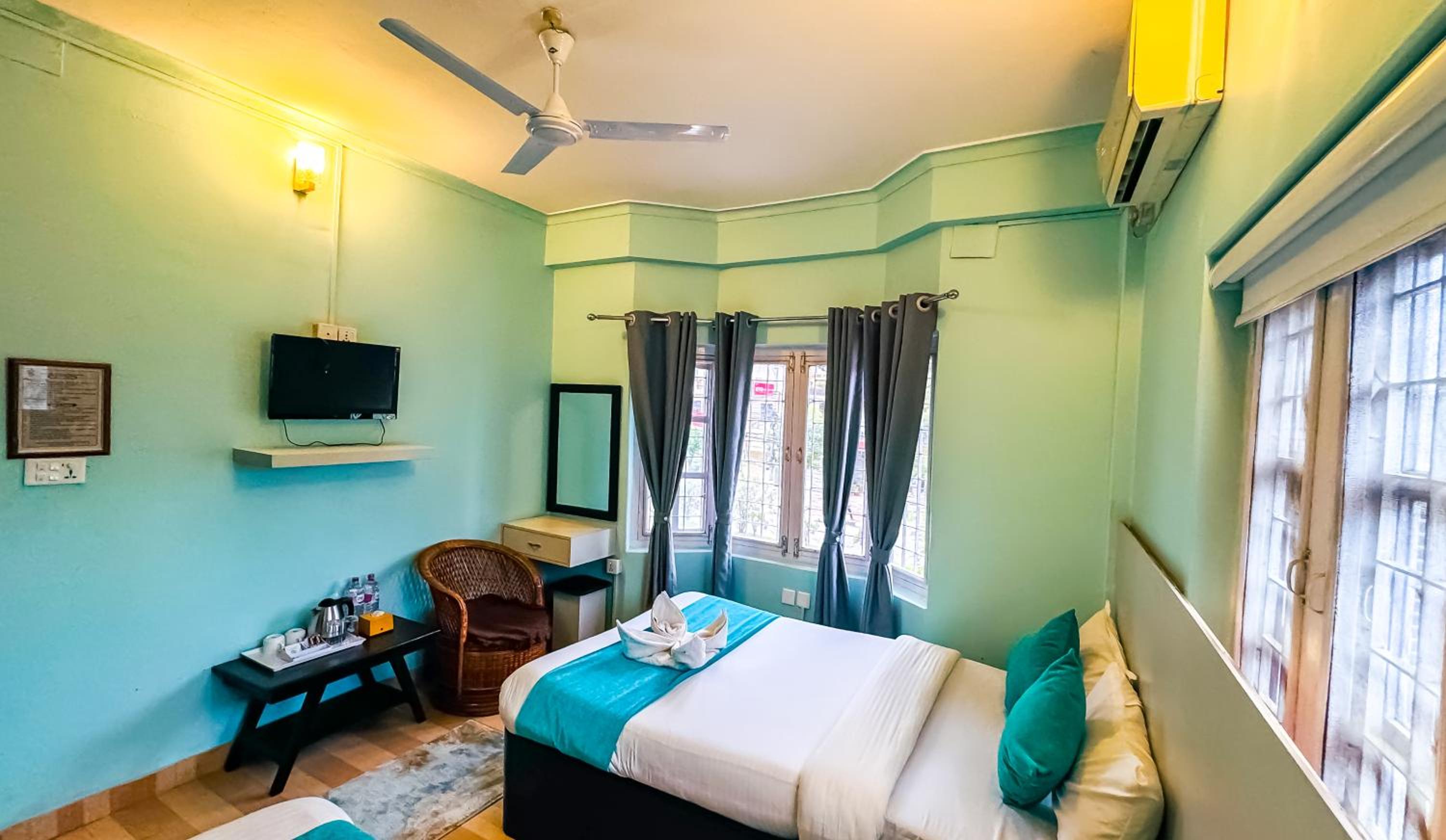 Deluxe Double or Twin Room