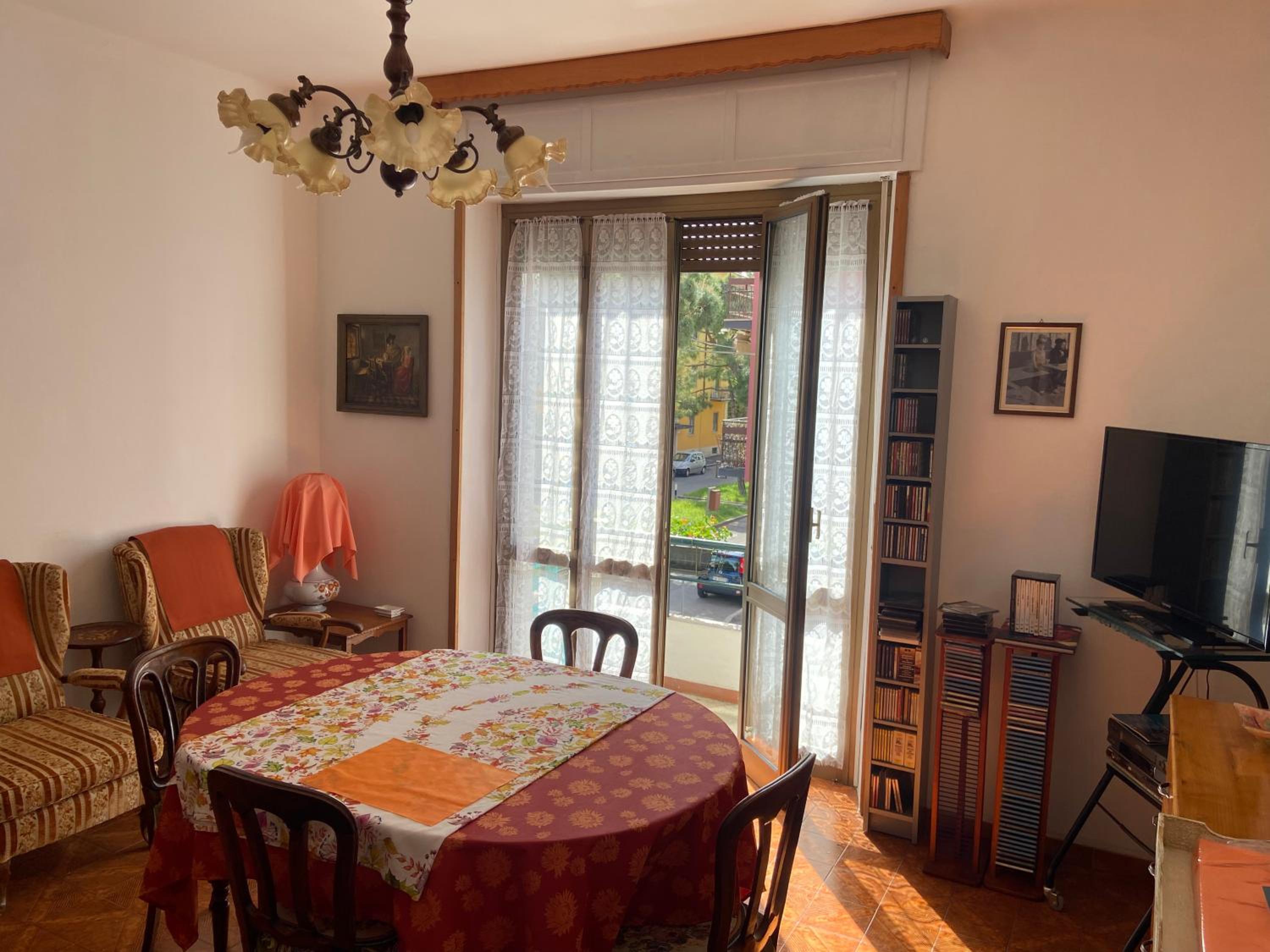 Three-Bedroom Standard Apartment photo 2