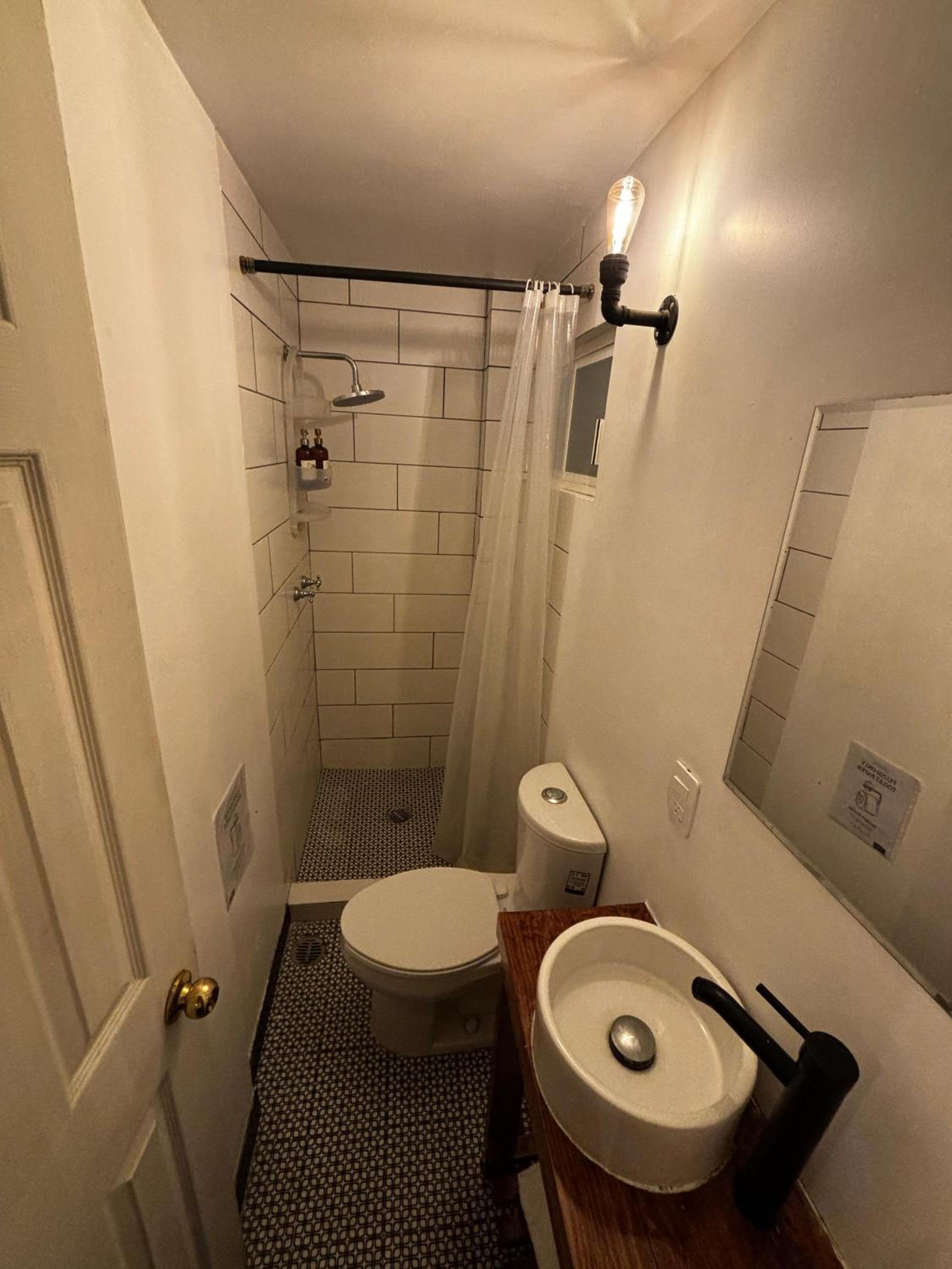 Deluxe King Suite photo 3